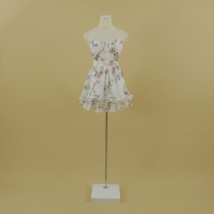 Vestido tela gasa estampada escote corazón corte campana color blanco floreado - Paulette