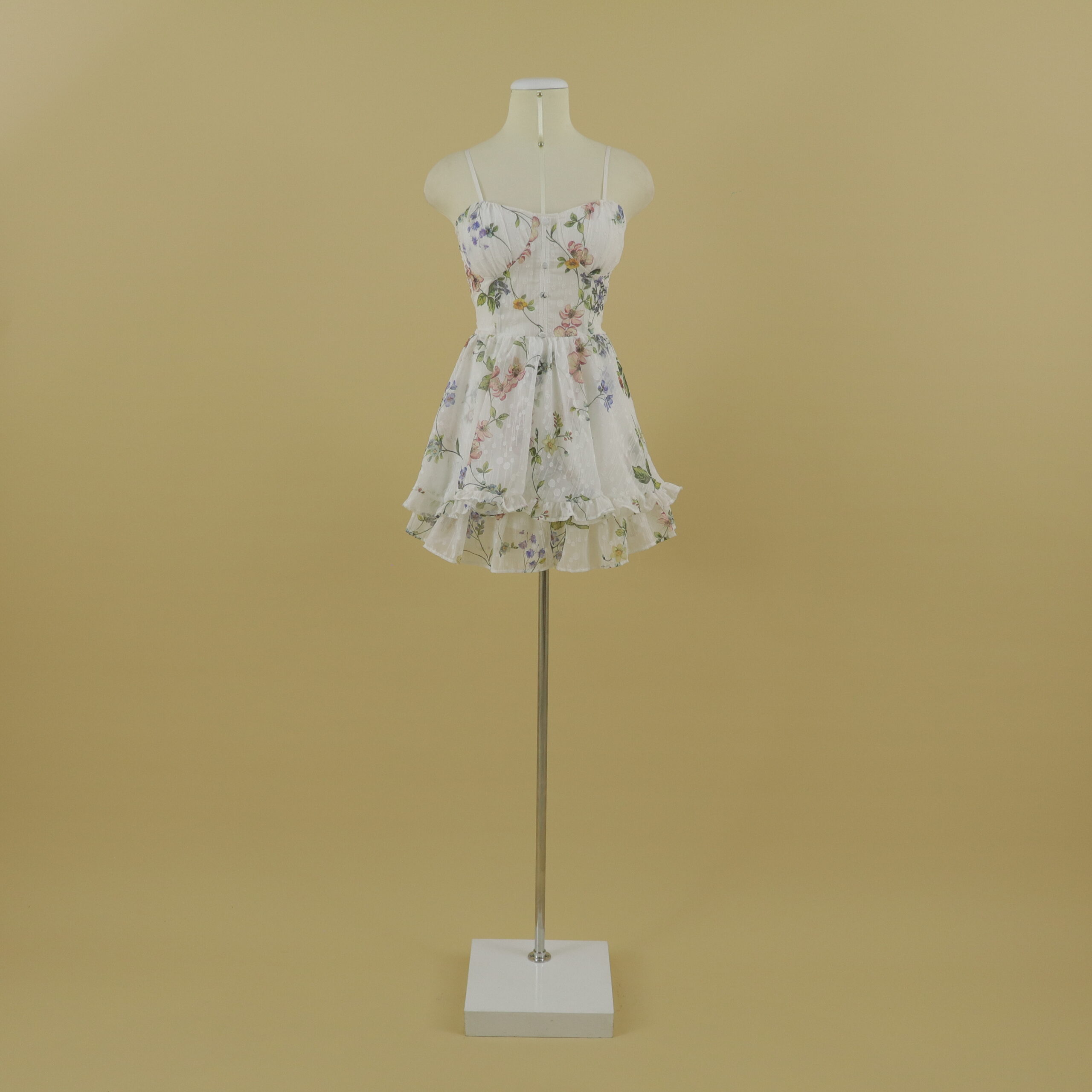 Vestido tela gasa estampada escote corazón corte campana color blanco floreado - Paulette