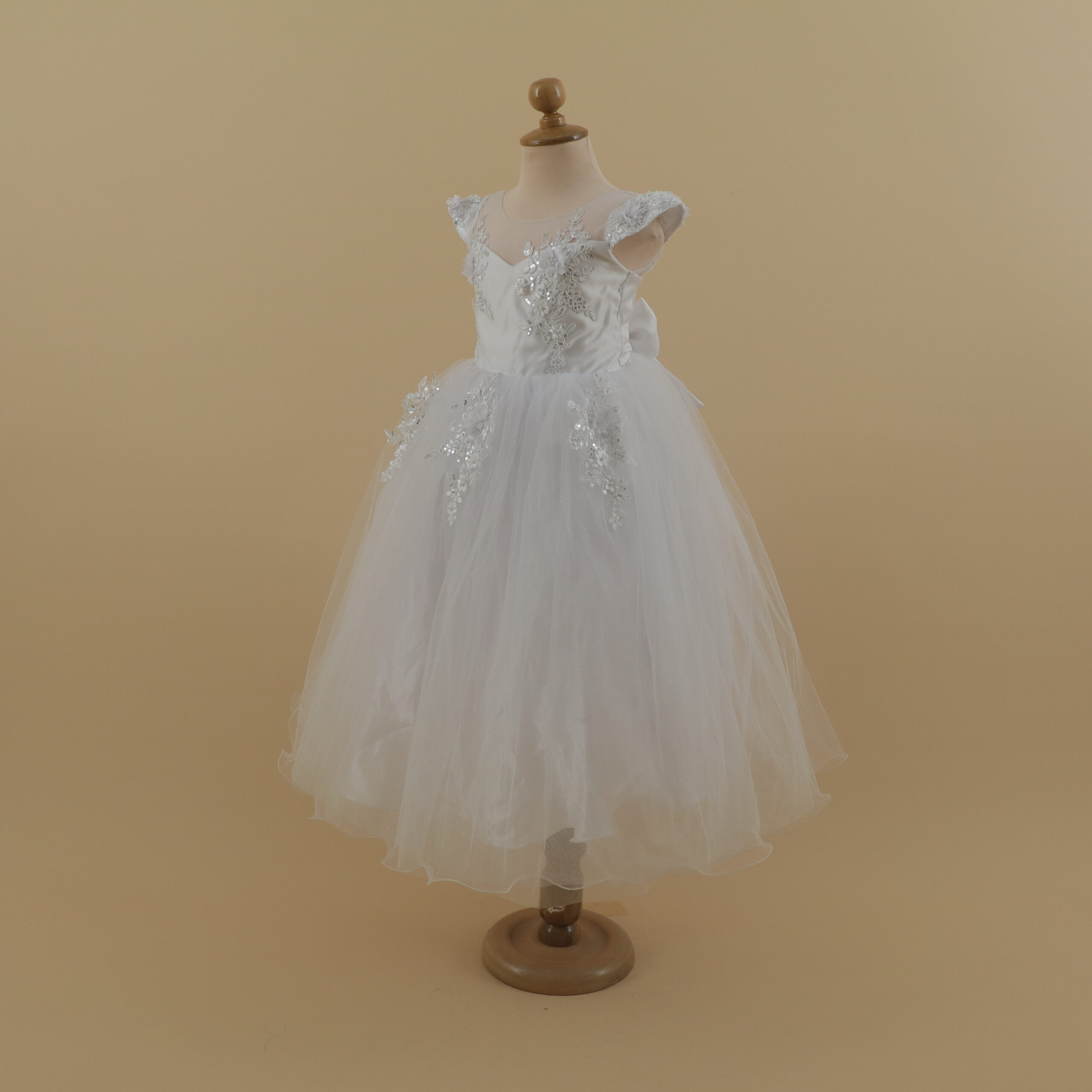 vestido color blanco para niñas con escote redondo mangas quimono - Sasha vestido color blanco para niñas con escote redondo mangas quimono - Sasha