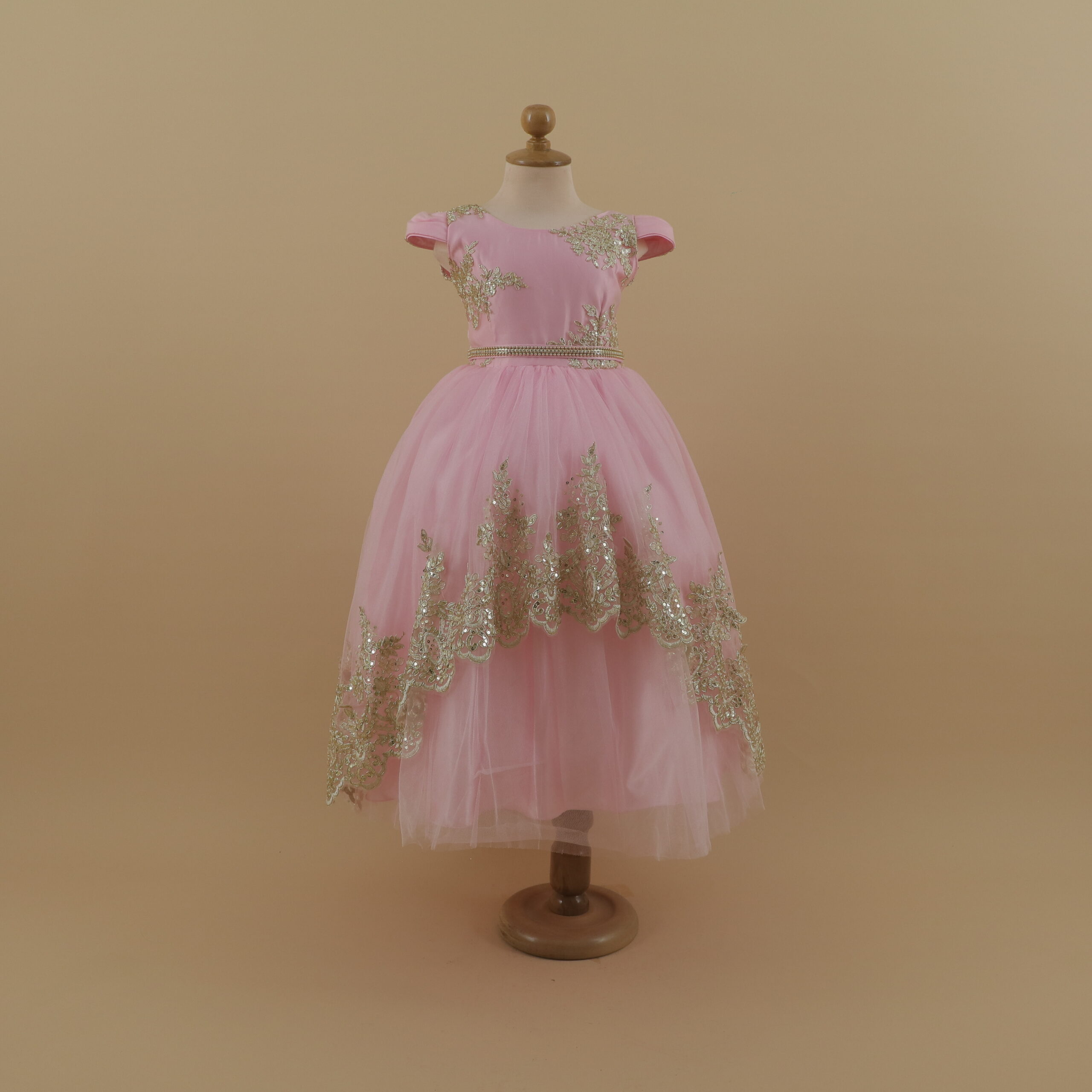 vestido para bautizo niñas tela saten color rosado - María Paz vestido para bautizo niñas tela saten color rosado - María Paz