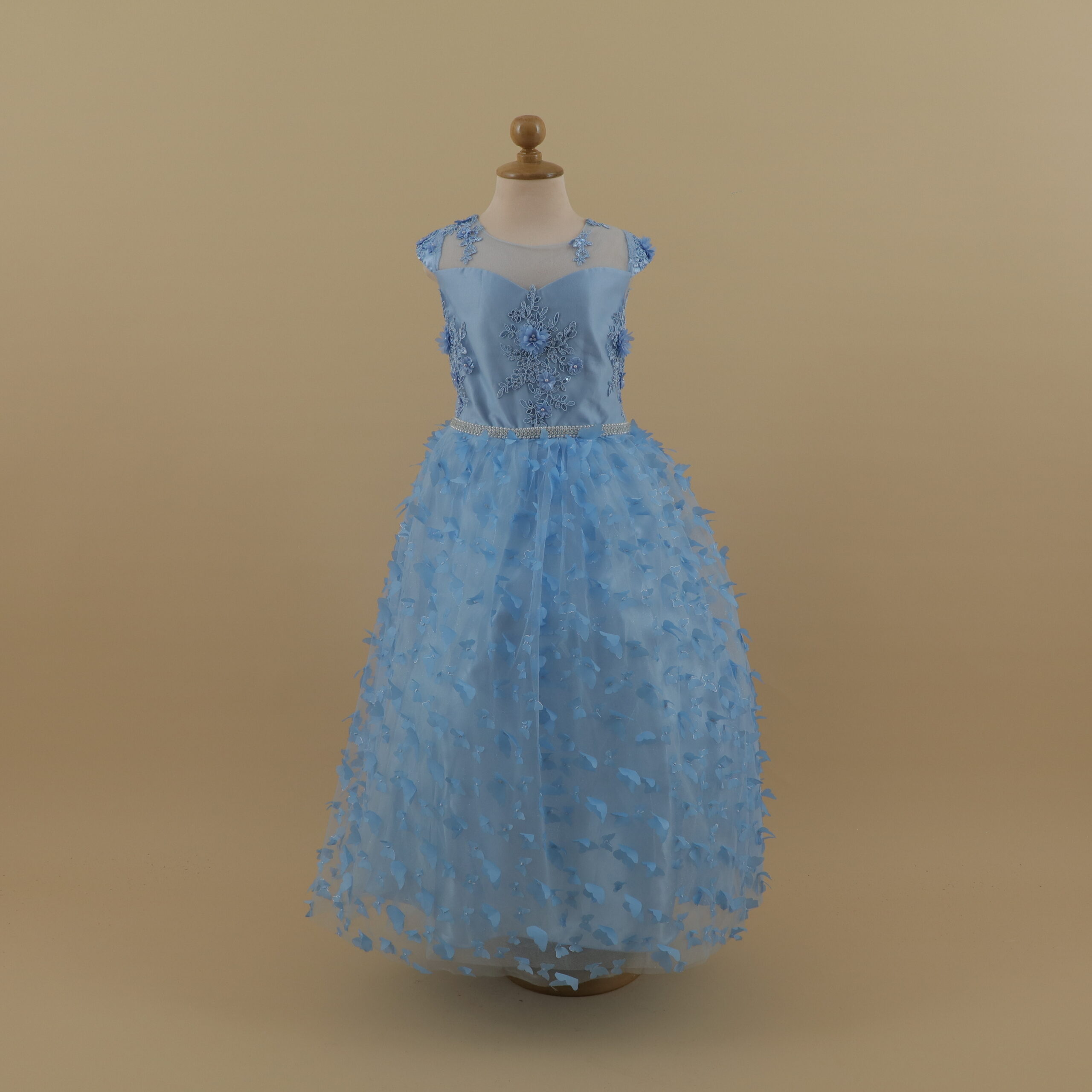 vestido para niñas celeste tela satén tul y encajes de mariposa mangas kimono - Pierina