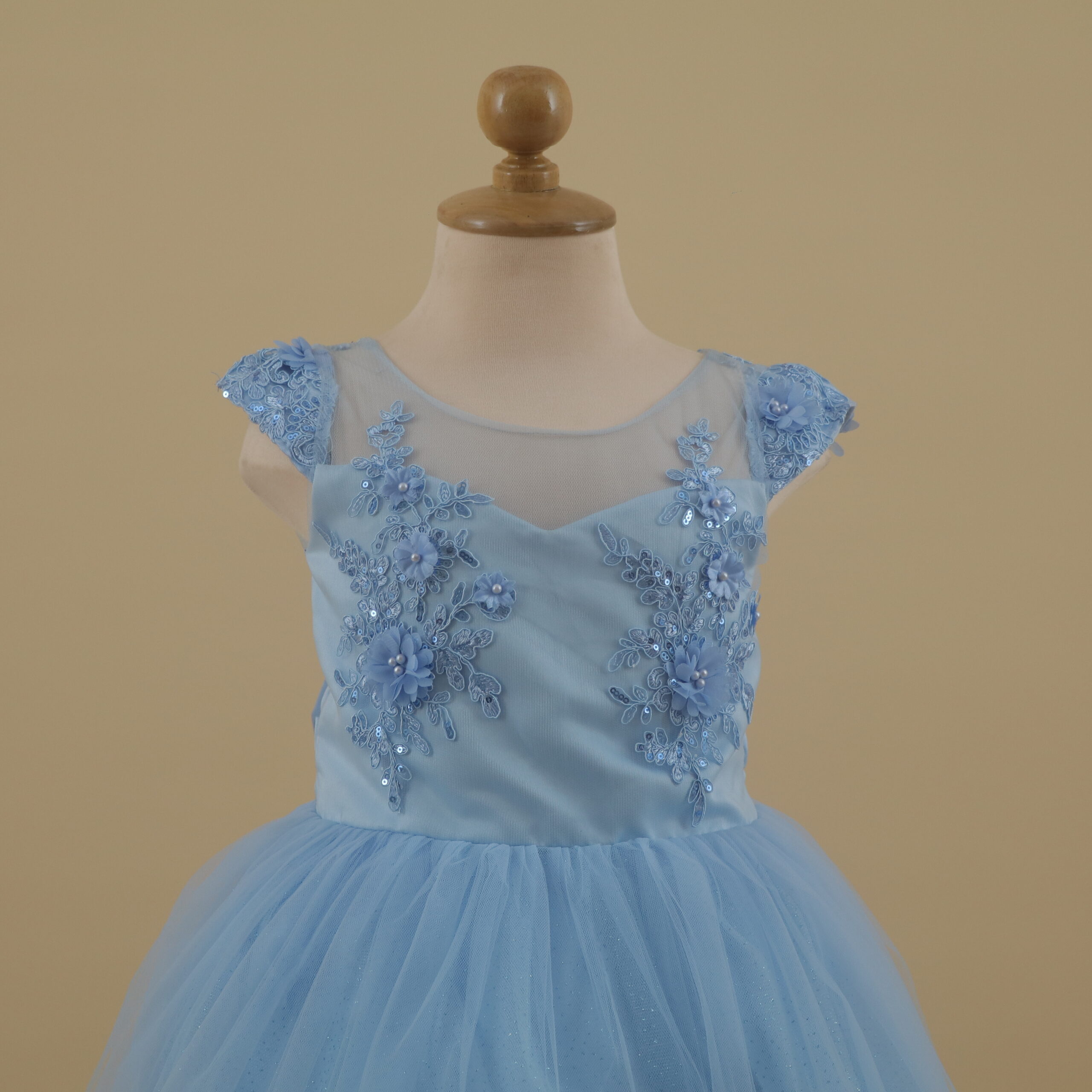 vestido para niñas color celeste escote redondo - Antonella vestido para niñas color celeste escote redondo - Antonella
