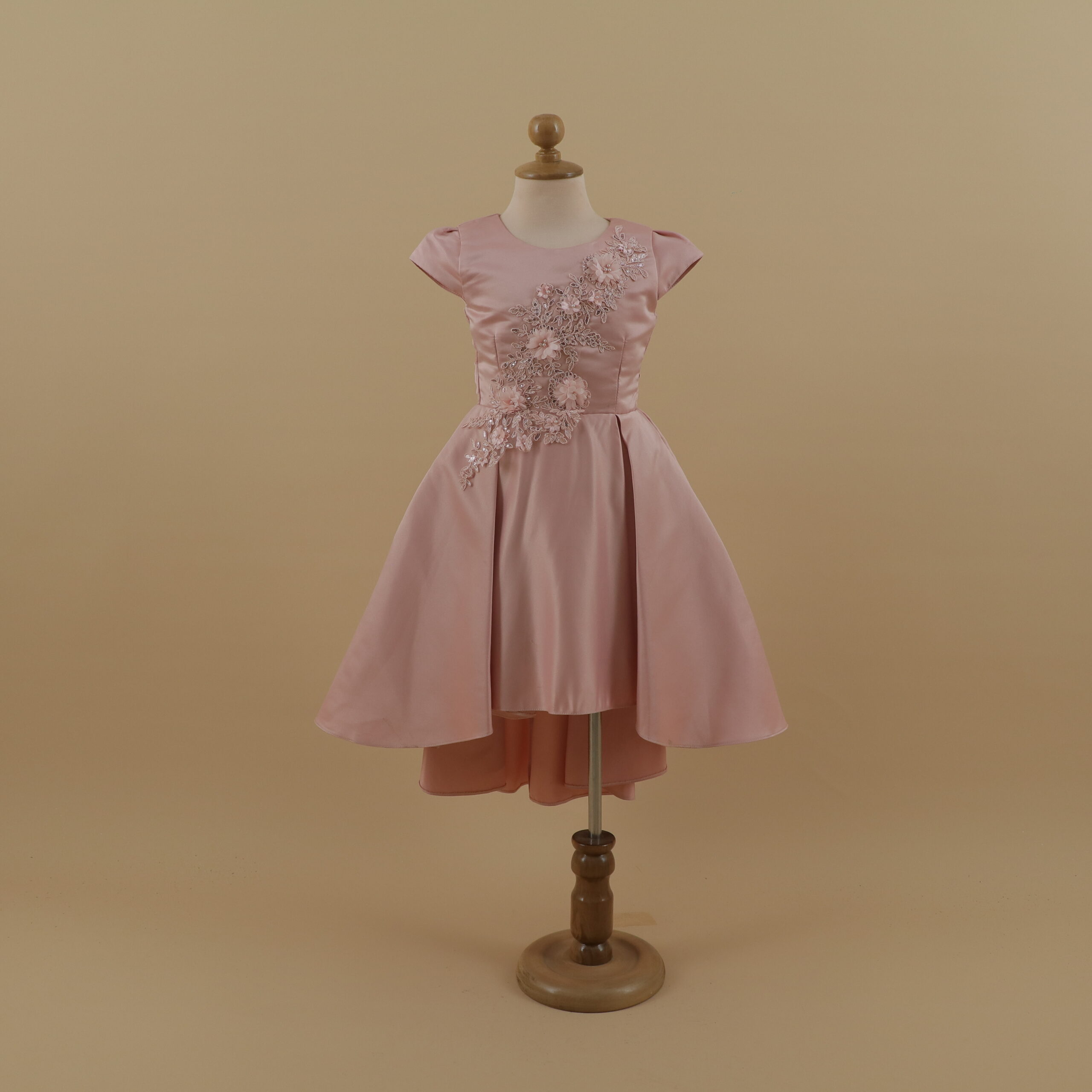 vestido para niñas con encajes 3d color nude rosa - Puca vestido para niñas con encajes 3d color nude rosa - Puca