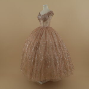 vestido para quinceaños color nude falda grande 4 capas - Thais