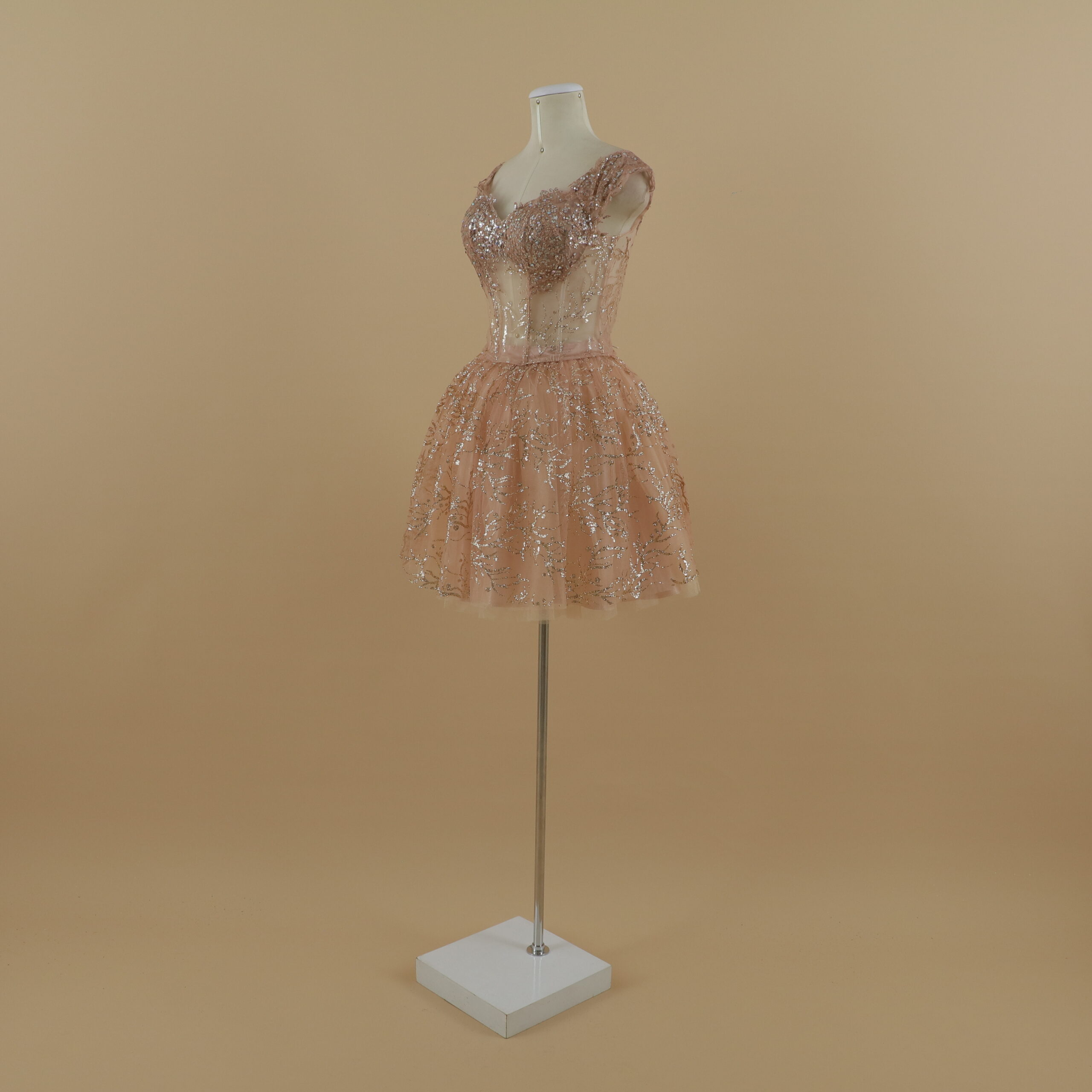 vestido para quinceaños color nude falda pequeña en 3 capas - Thais vestido para quinceaños color nude falda pequeña en 3 capas - Thais