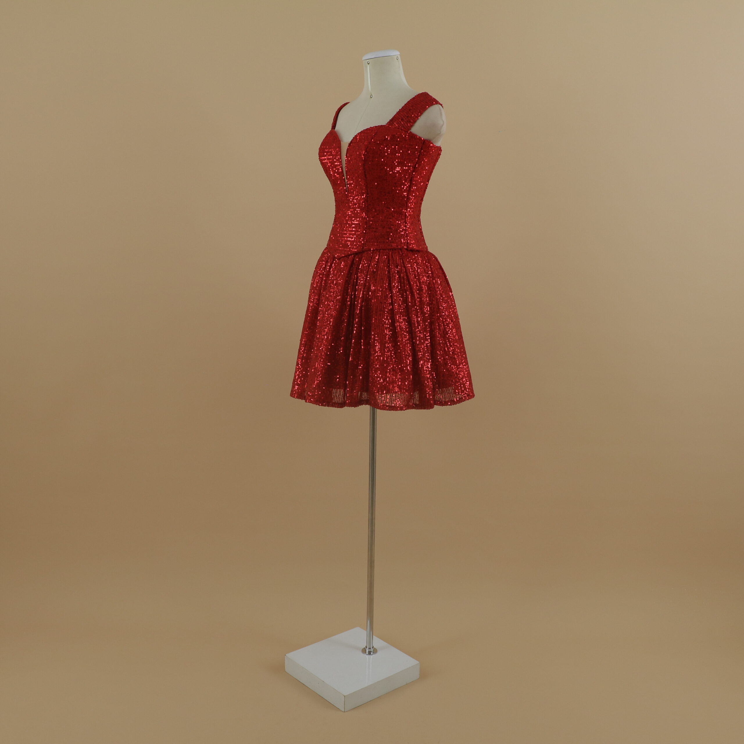 vestido para quinceaños falda pequeña tela razo con tul grueso color rojo - Lysandra vestido para quinceaños falda pequeña tela razo con tul grueso color rojo - Lysandra