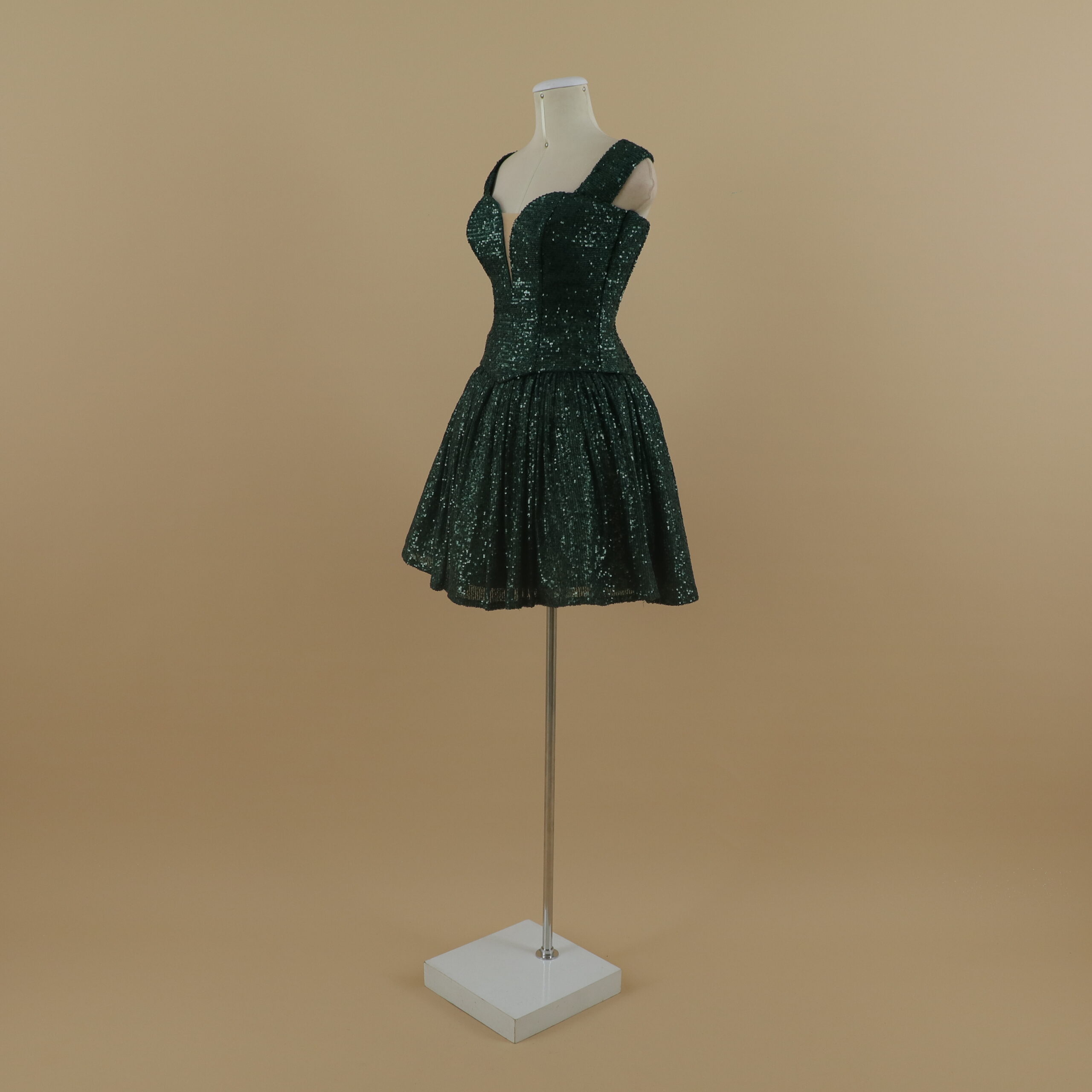 vestido para quinceaños falda pequeña tela razo con tul grueso color verde botella - Lysandra vestido para quinceaños falda pequeña tela razo con tul grueso color verde botella - Lysandra