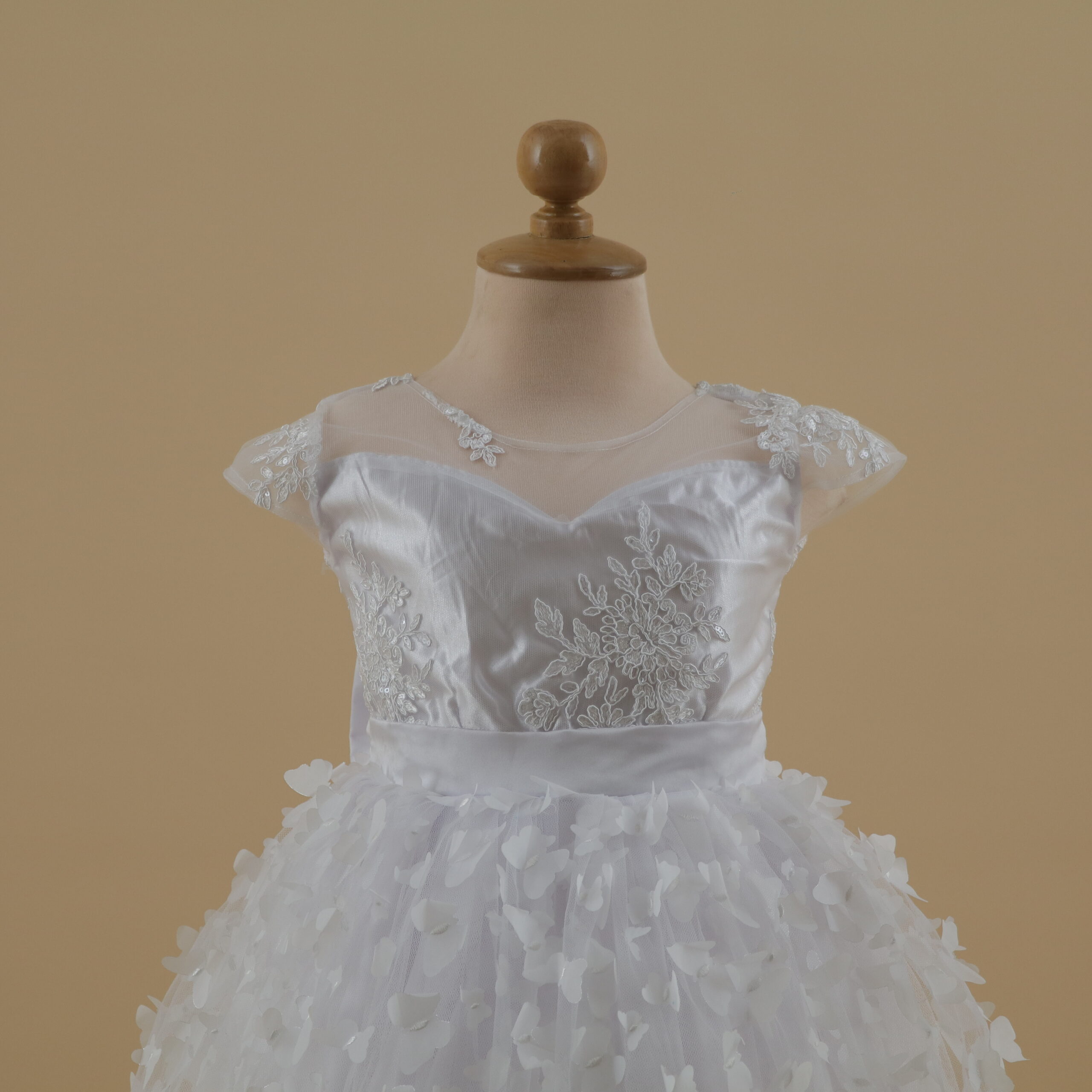 vestido para niñas color blanco falda mariposas - Selene vestido para niñas color blanco falda mariposas - Selene