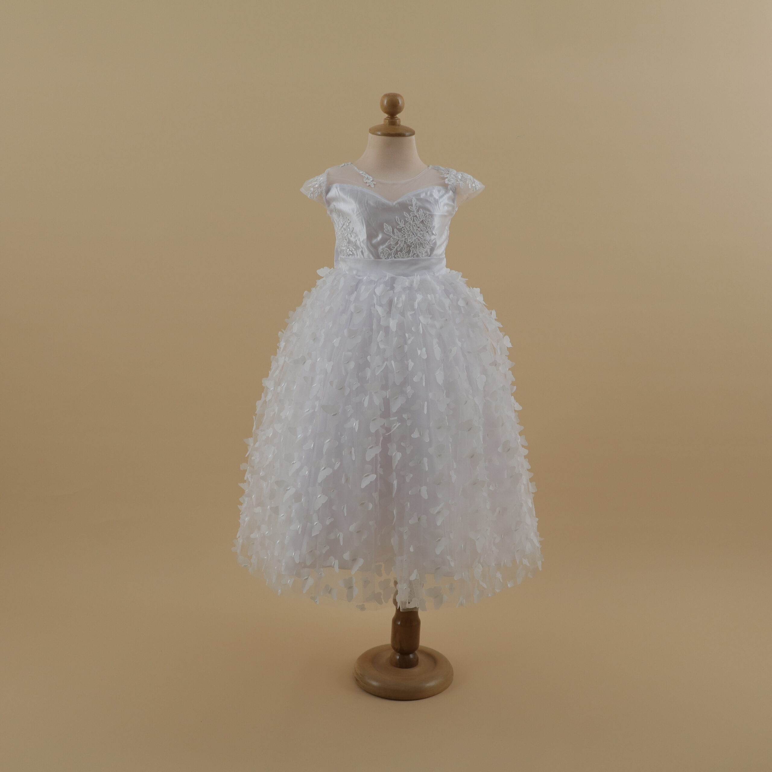 vestido para niñas color blanco falda mariposas tela tul - Selene vestido para niñas color blanco falda mariposas tela tul - Selene
