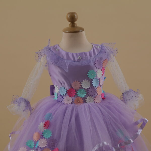 vestido disney encanto con escote redondo