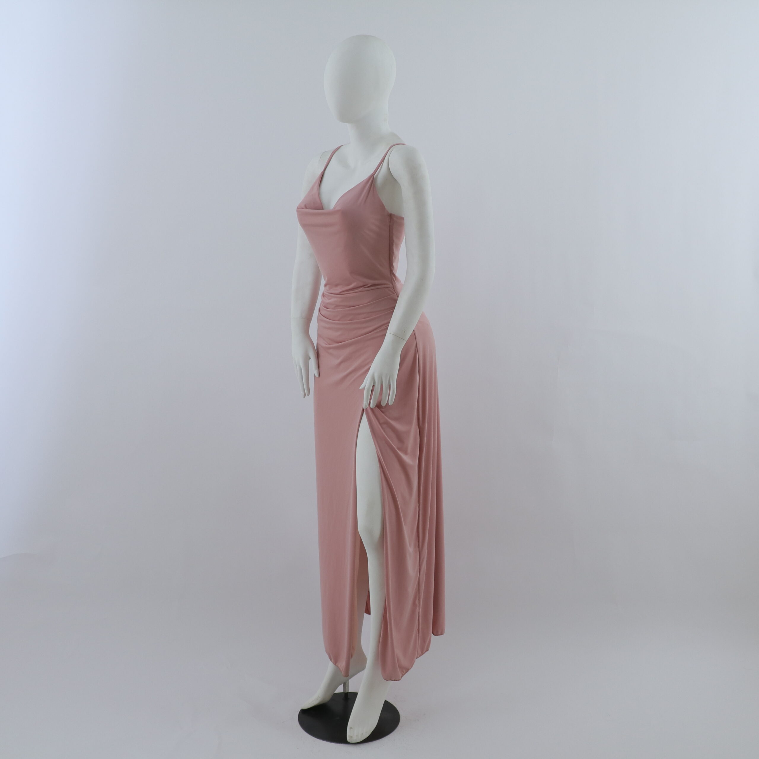 vestido tela piel de durazno abertura desde muslo color palo rosa - Dafne vestido tela piel de durazno abertura desde muslo color palo rosa - Dafne