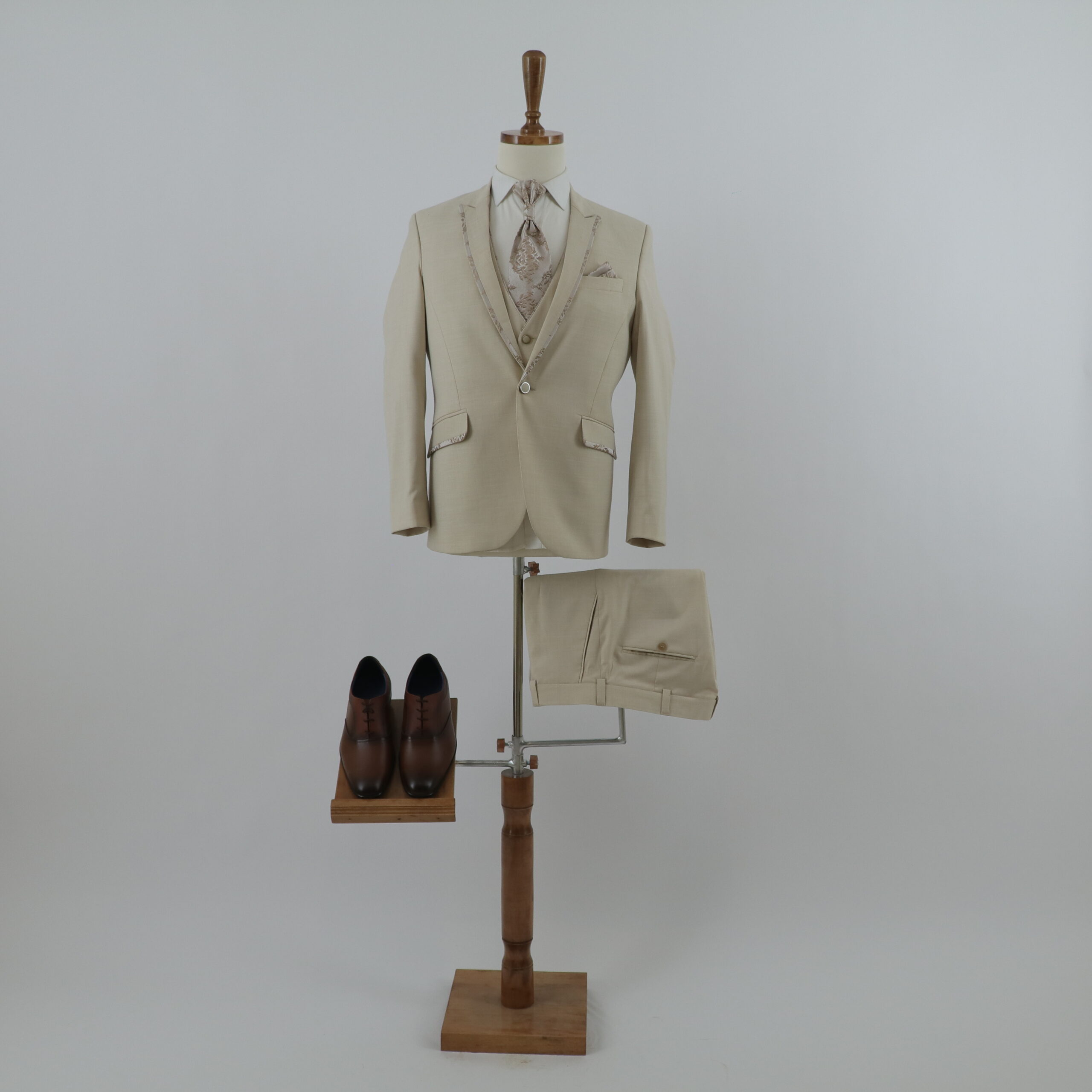 Terno beige caballeros tela lino - Sandro Terno beige caballeros tela lino - Sandro