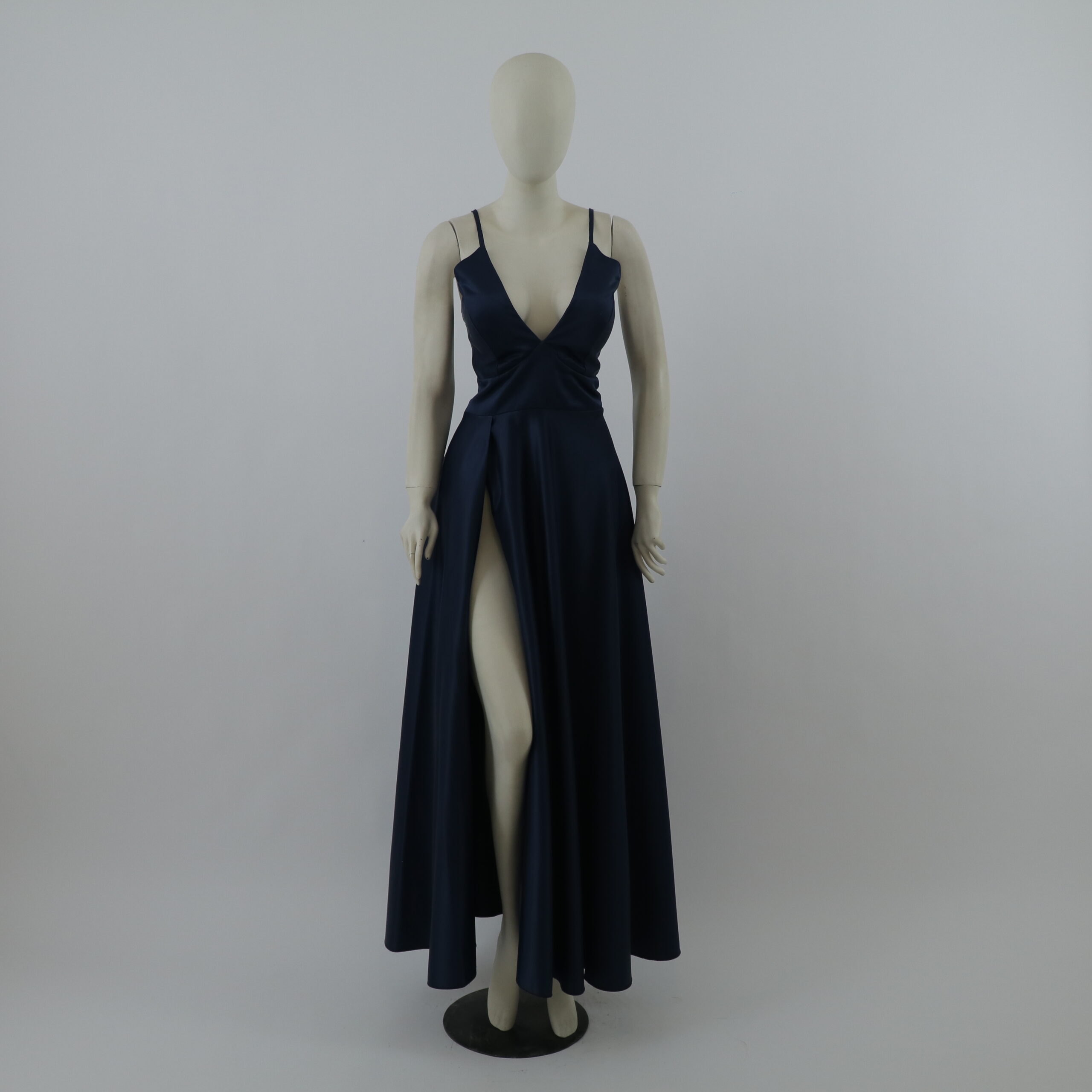 vestido tela podesua gruesa cintura modelo corona color azul noche - Amanda vestido tela podesua gruesa cintura modelo corona color azul noche - Amanda