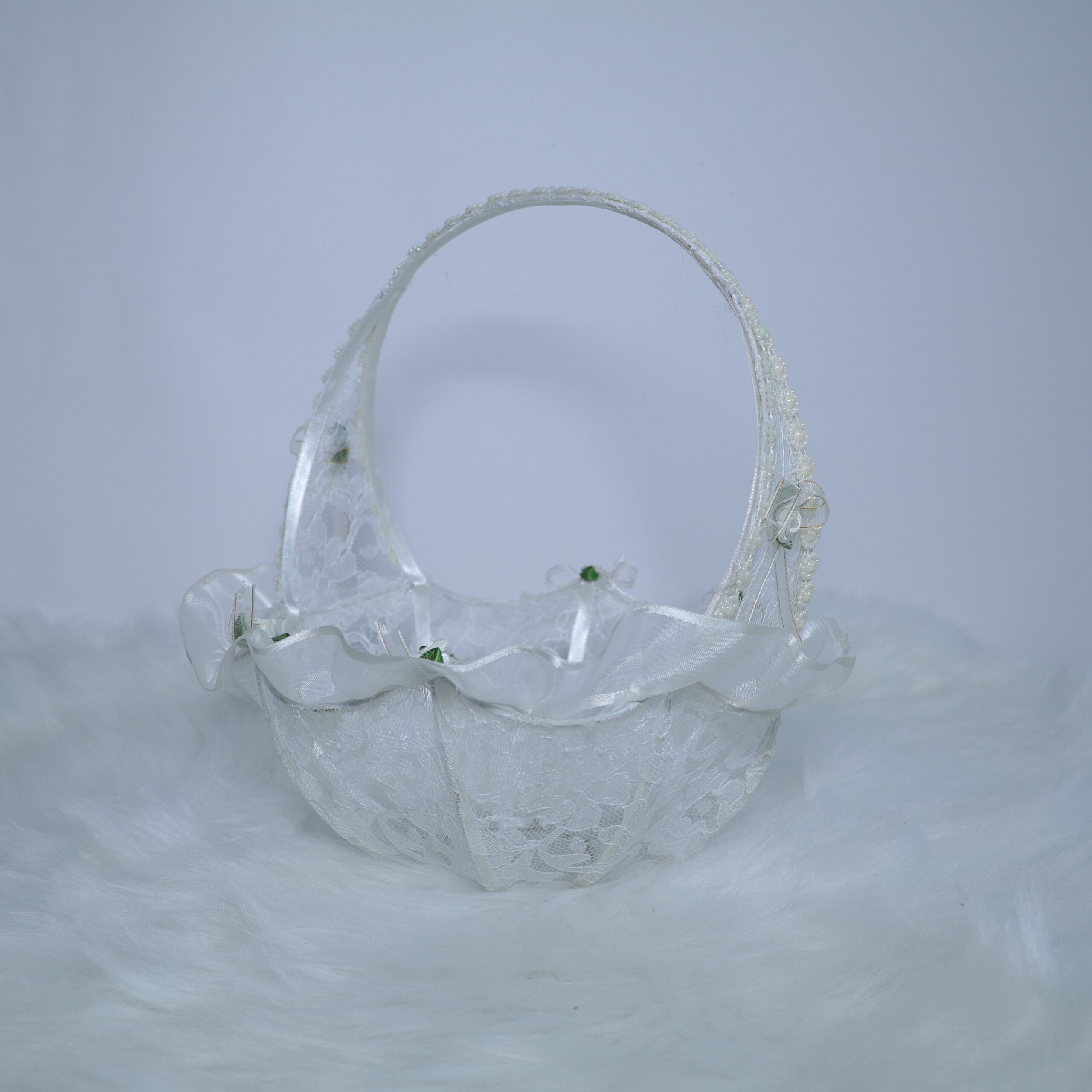 canasta de flores rosas de tela X27B1