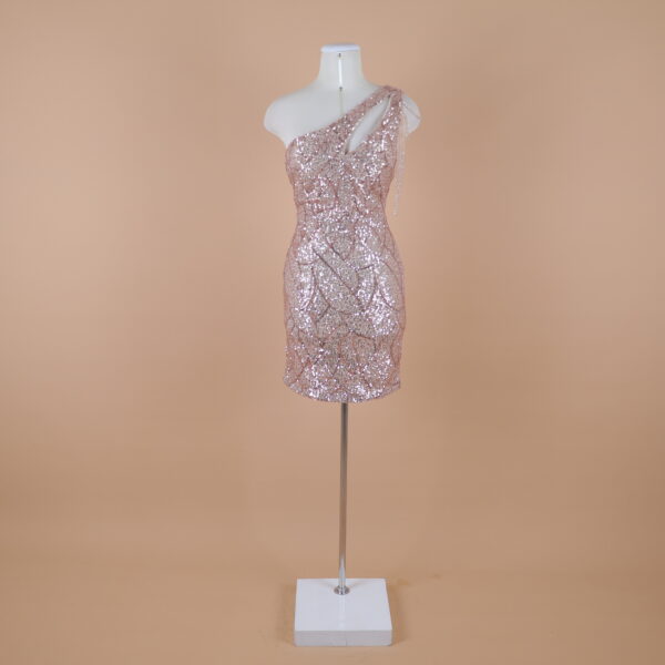 vestido corto en tela lentejuelas con pedreria color nude - Keylin