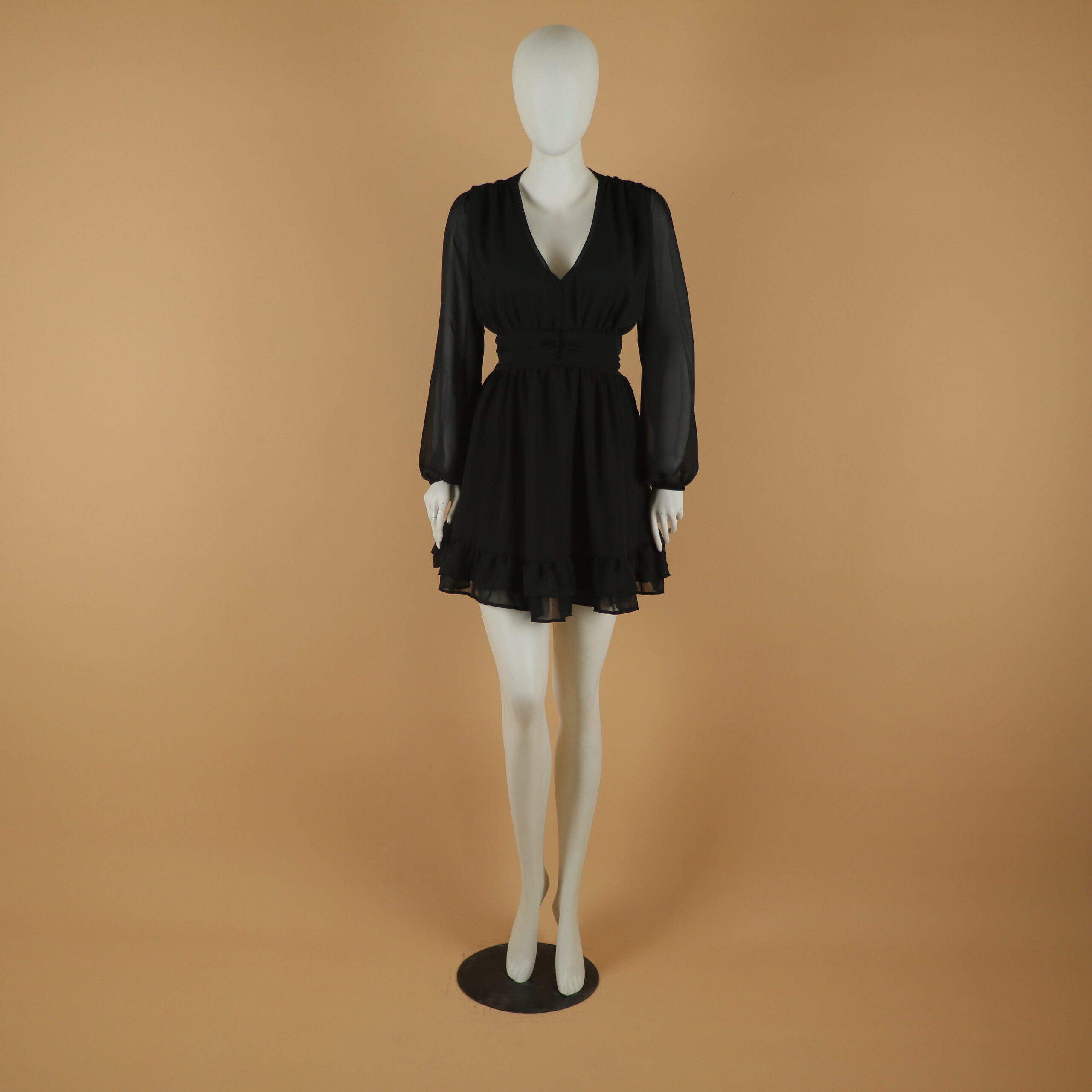 vestido corto tela gasa caida doble campana color negro - Anna vestido corto tela gasa caida doble campana color negro - Anna