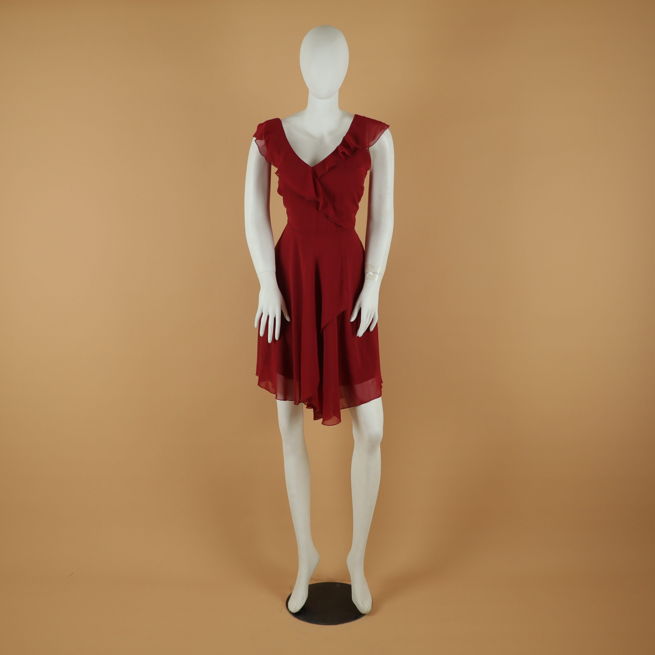 vestido corto tela gasa color vino - Maia vestido corto tela gasa color vino - Maia
