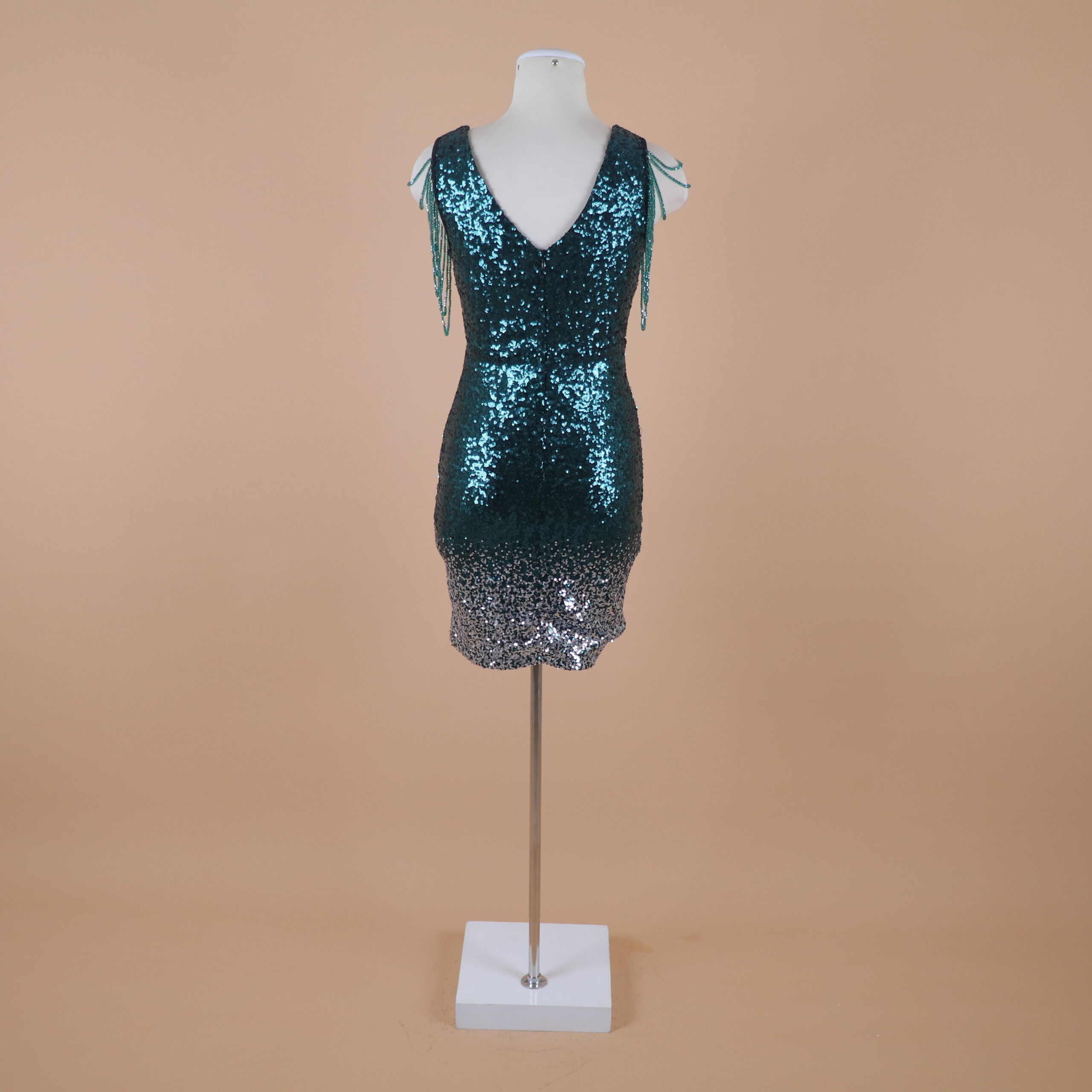 vestido tela lentejuelas cierre posterior color verde botella - Bianca