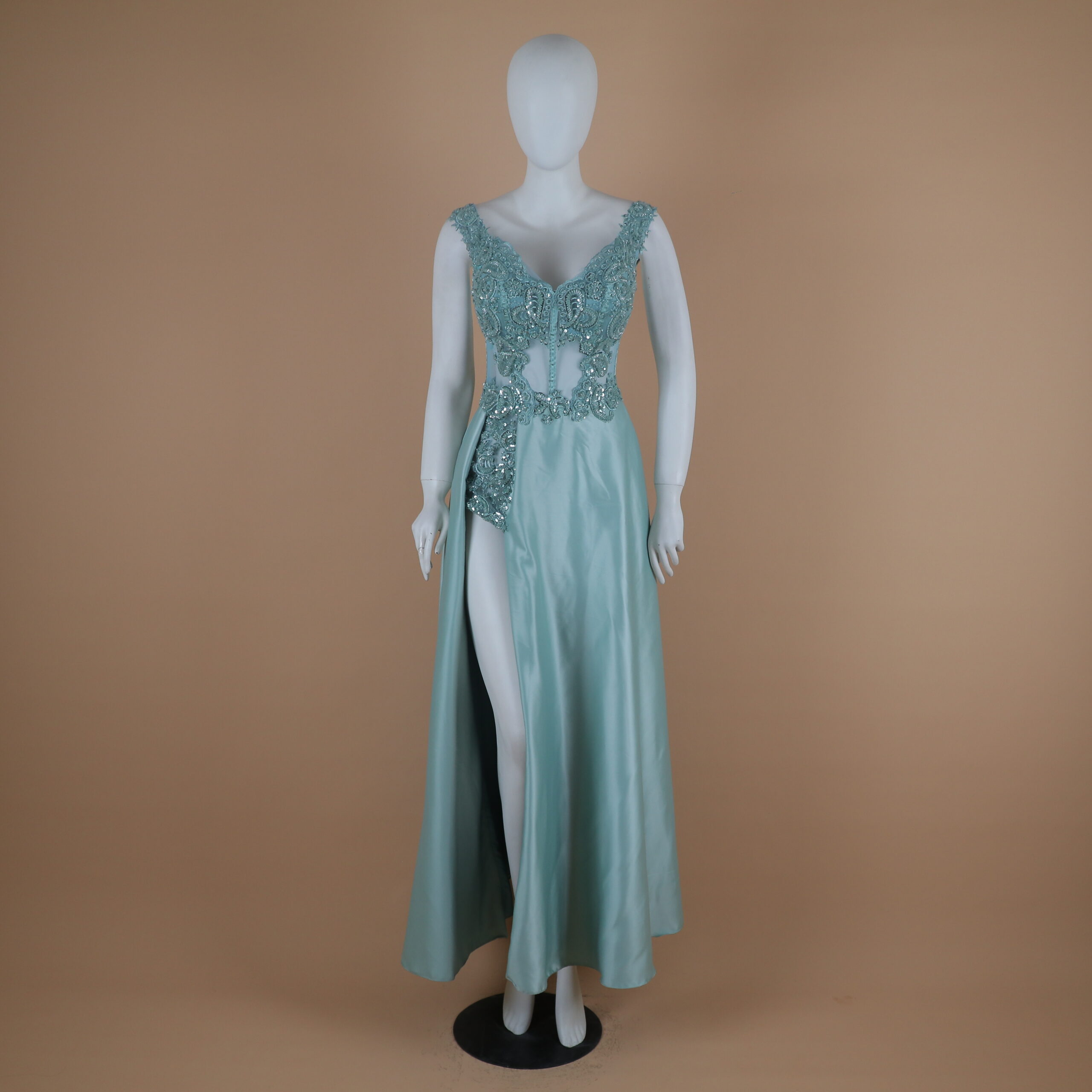 vestido tela versace corte pincesa color verde cemento - Bianny vestido tela versace corte pincesa color verde cemento - Bianny
