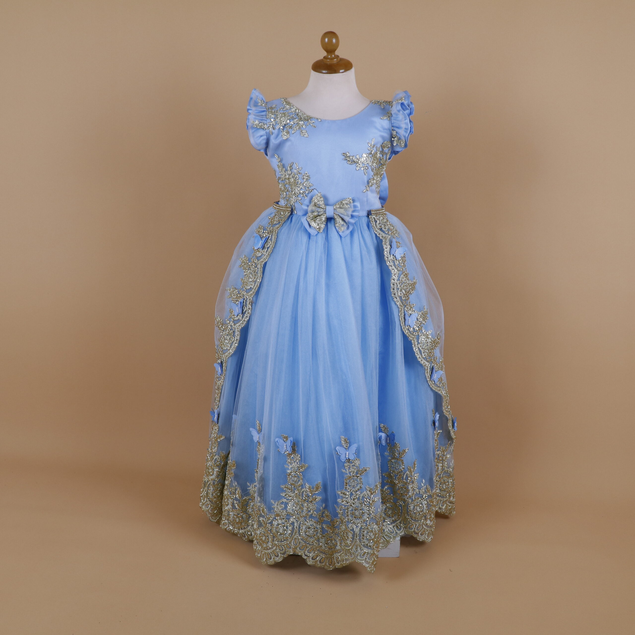 Vestido niñas tela tul ilusion mangas ruffled color celeste - Valentina