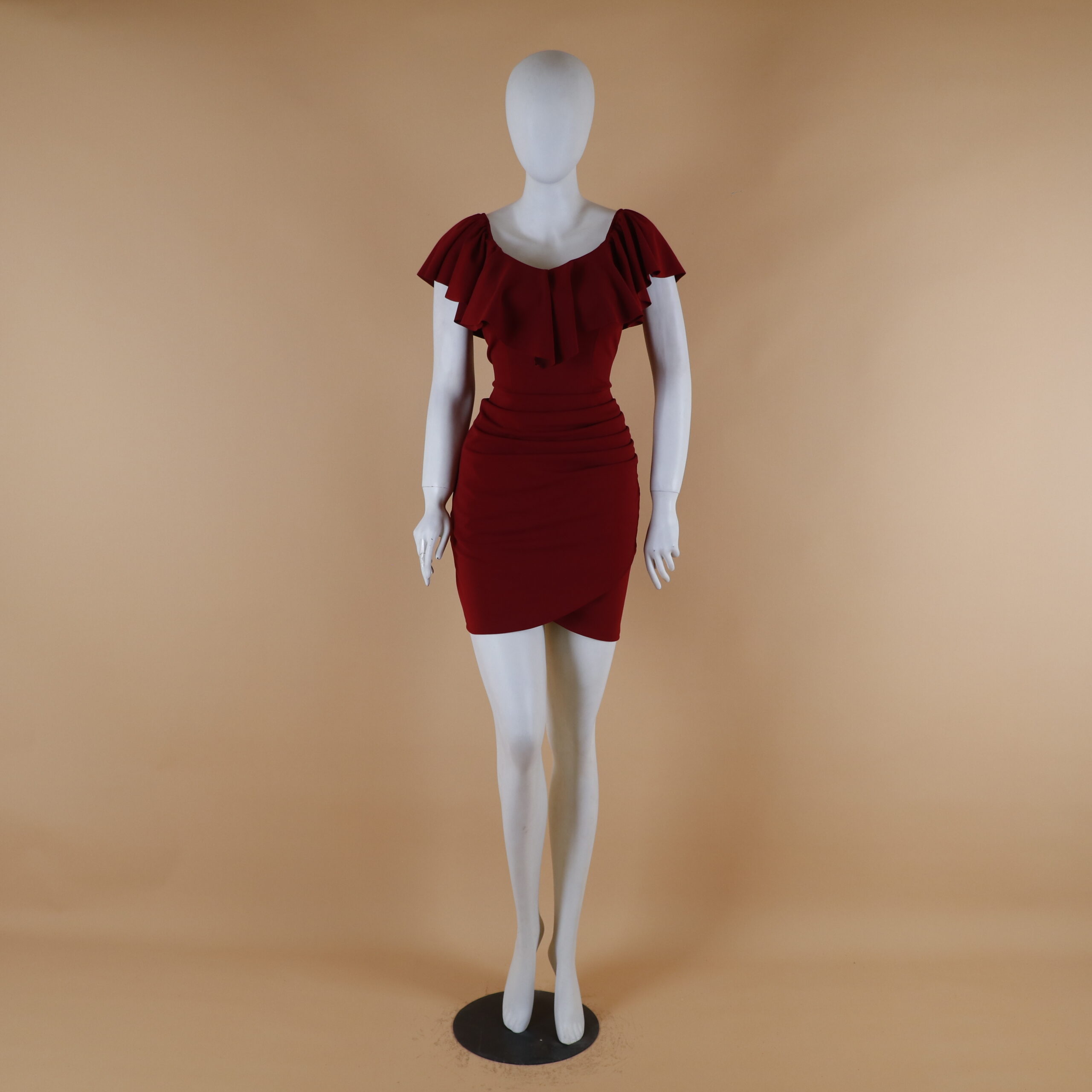 Vestido tela scuba corte sirena color vino - Samara