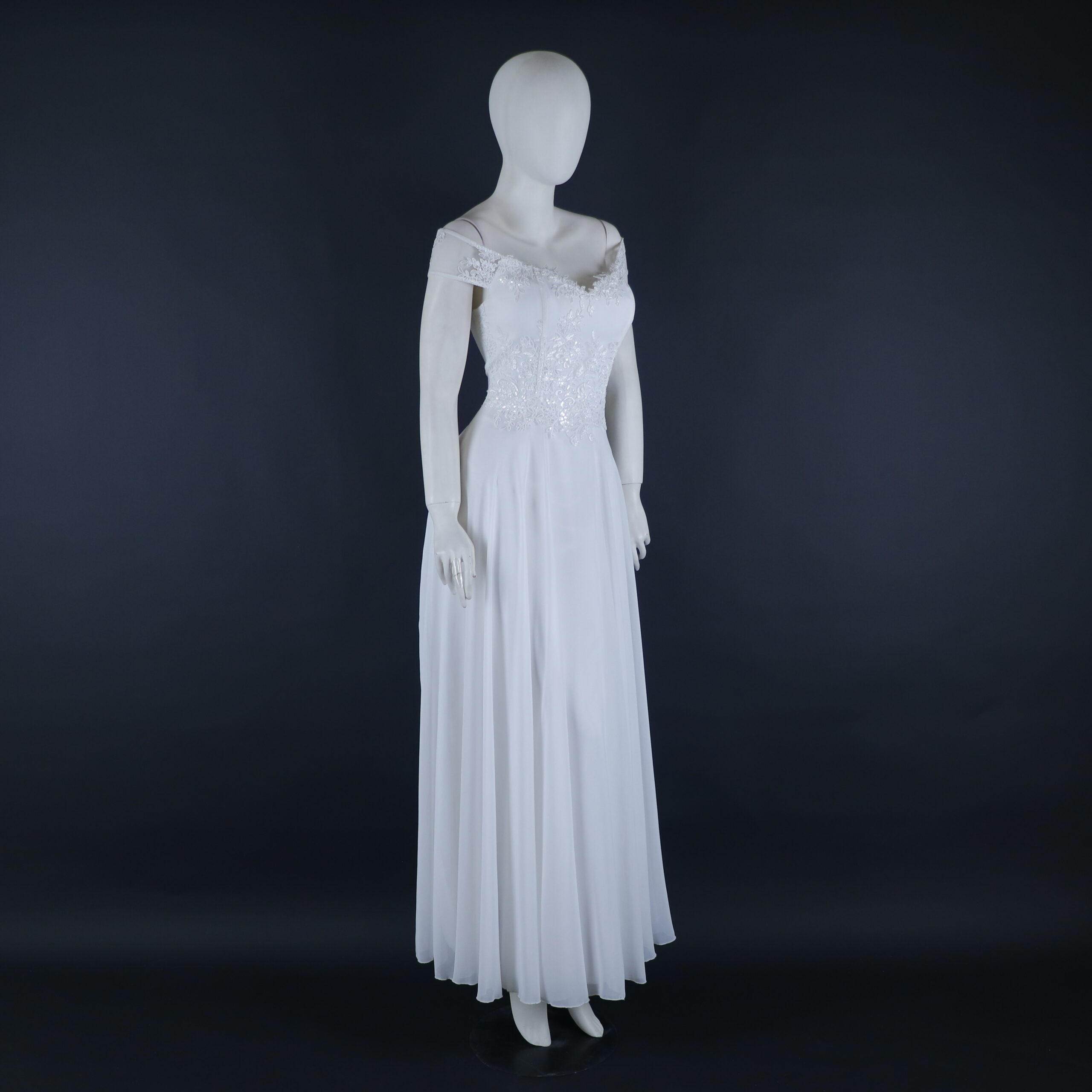 vestido novias en tela gasa encaje y tul color perla - Brisa Novias