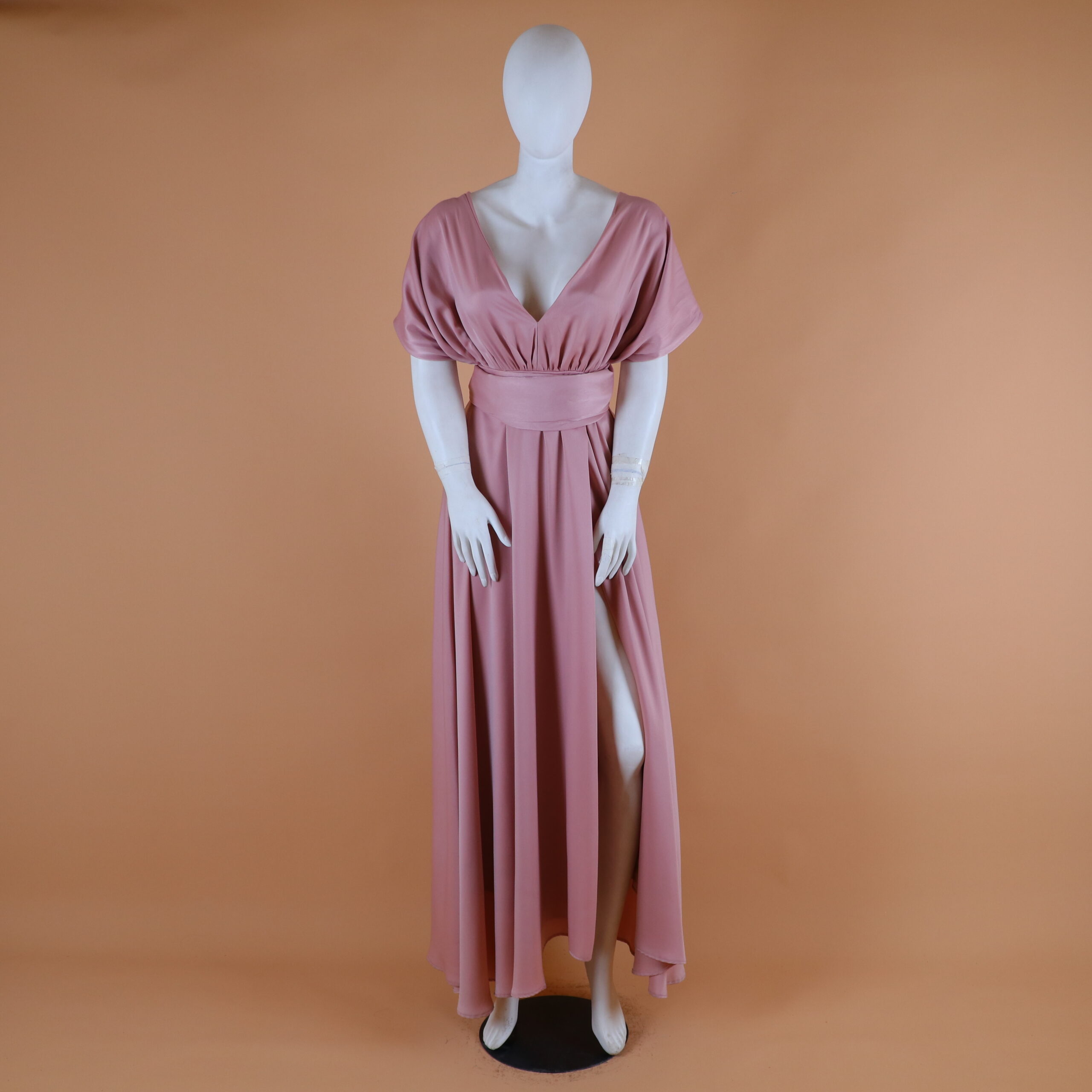 Vestido en tela seda caida acampanada color palo rosa - Fabiola