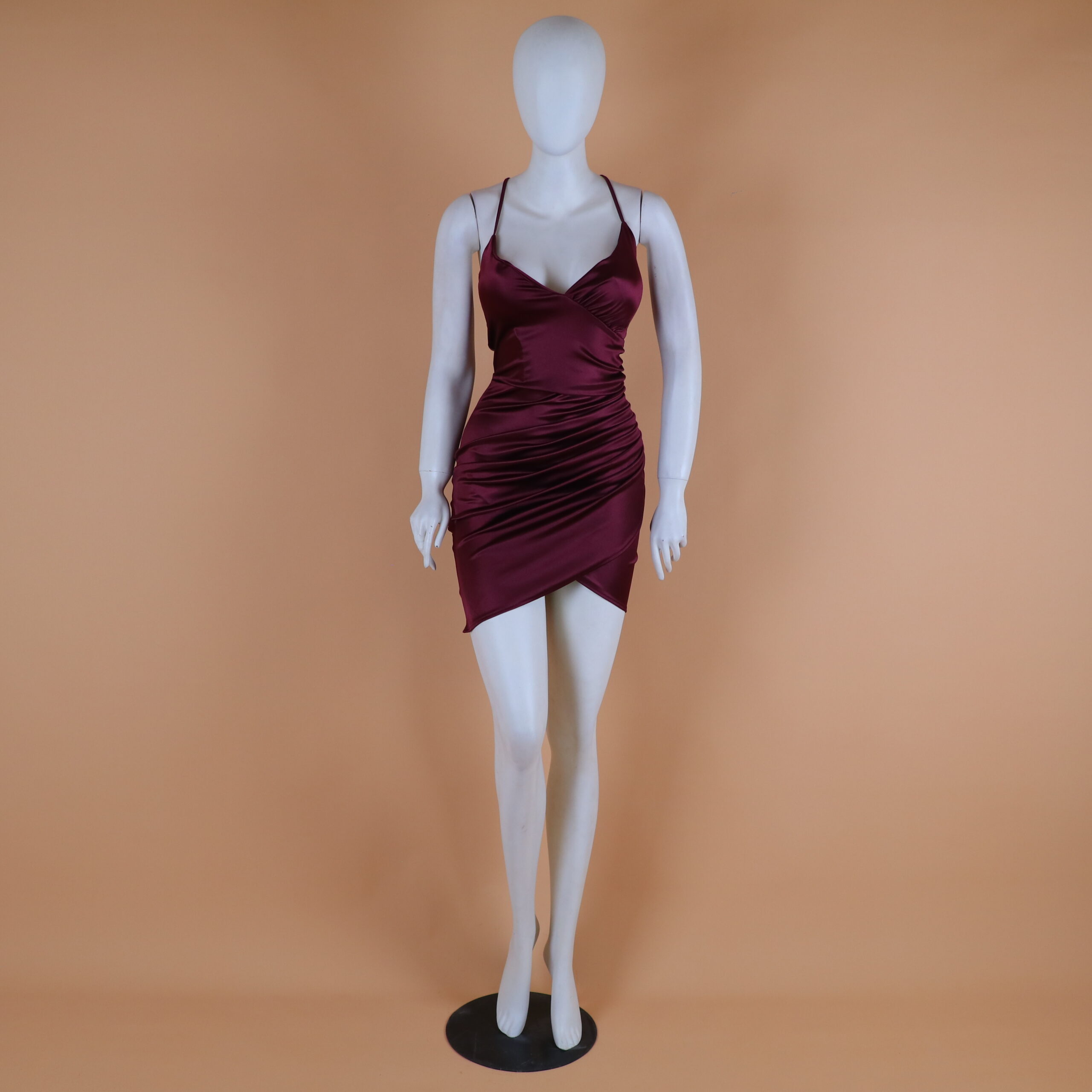 Vestido tela Zara estilo drapeado color guiinda - Chiara