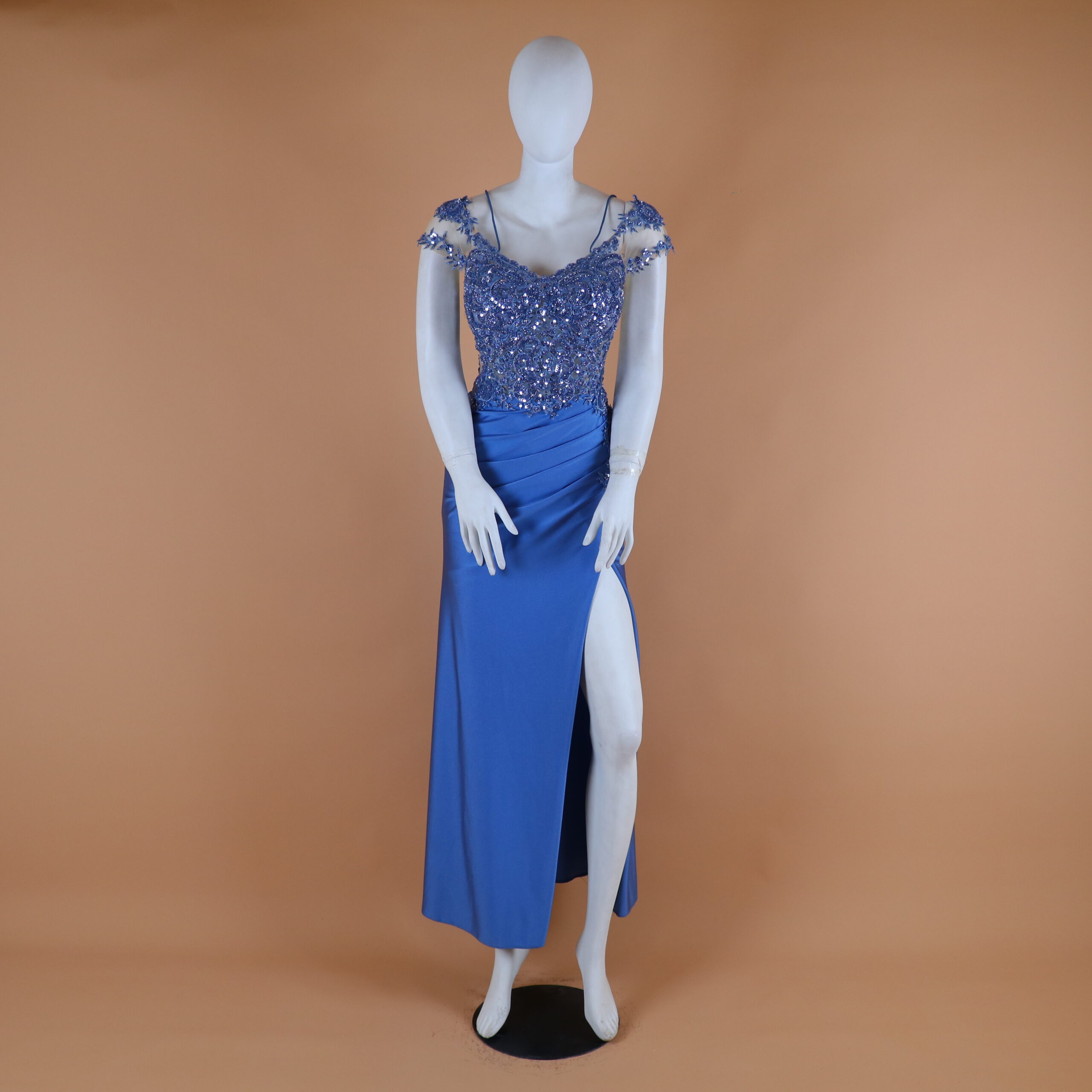 Vestido tela saten seda cintura drapeada color azul acero - Keysi