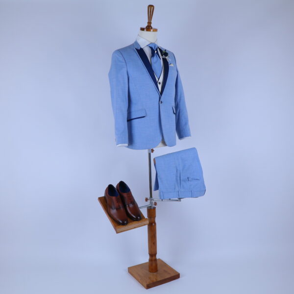 terno pantalon y chaleco para caballeros color celeste - Manuel