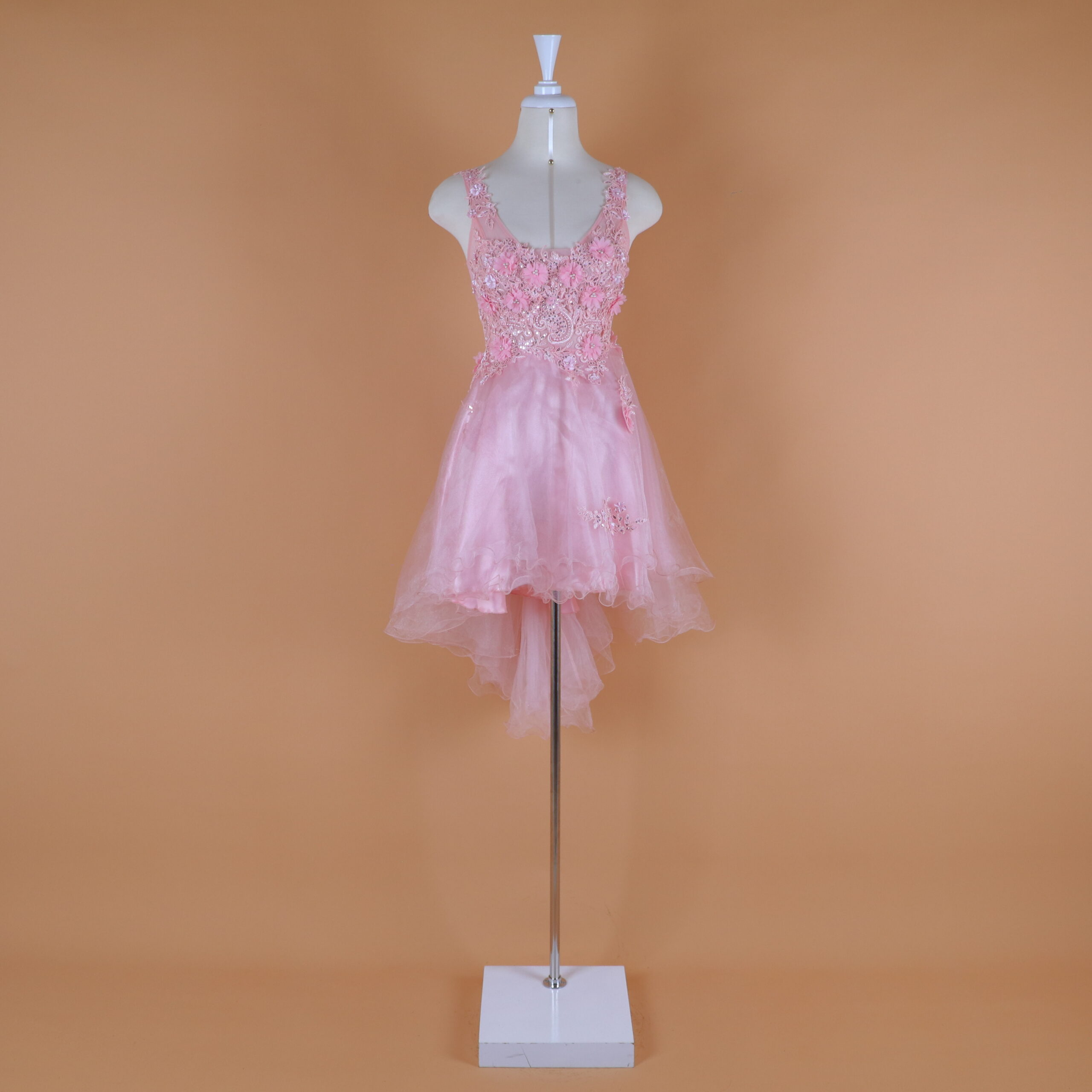 vestido tela tul encajes 3d saten escote en u caida cola de pato con 3 pliegues color rosa golf - Victoria