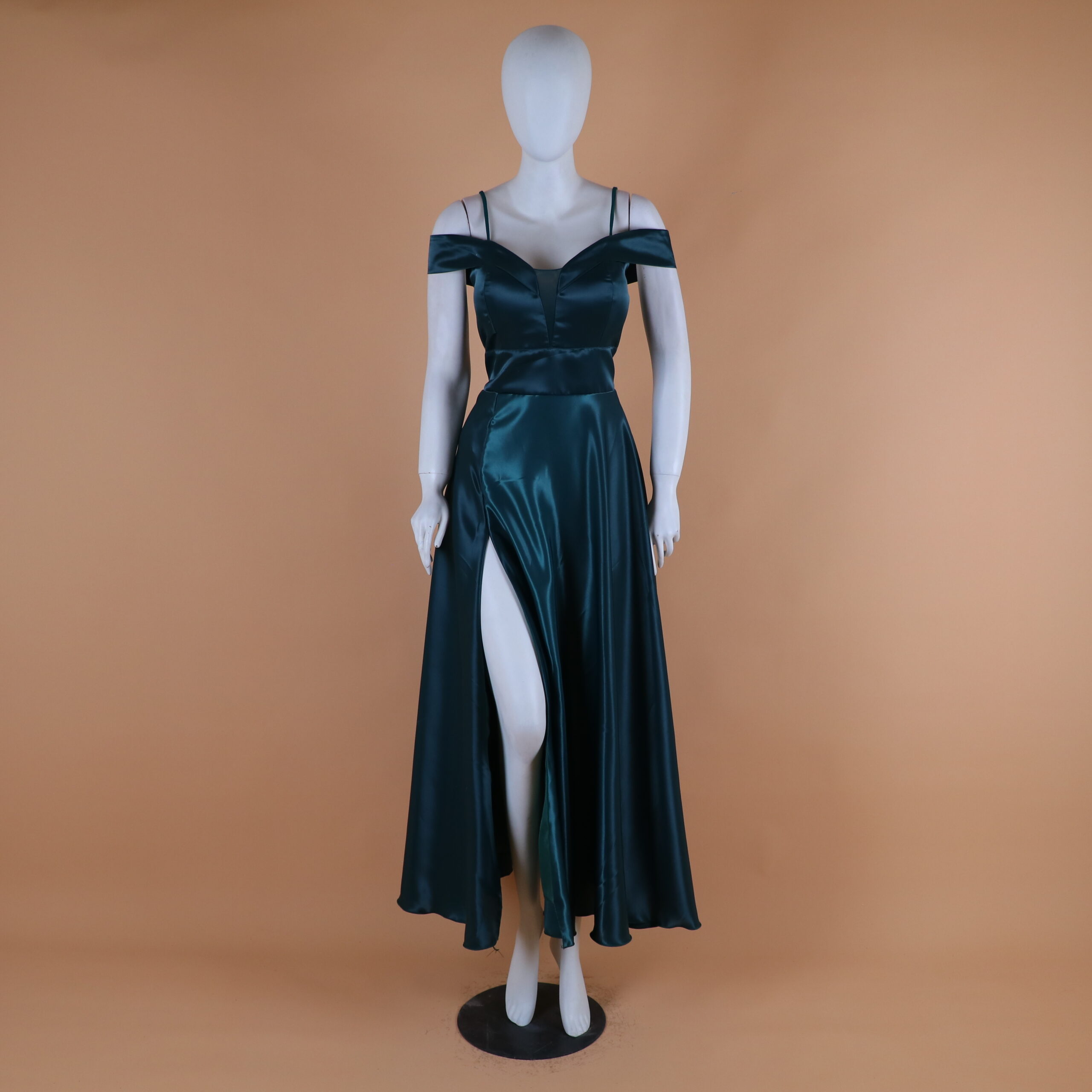 vestido tela versacemangas caidas con tiras color verde botella - Débora