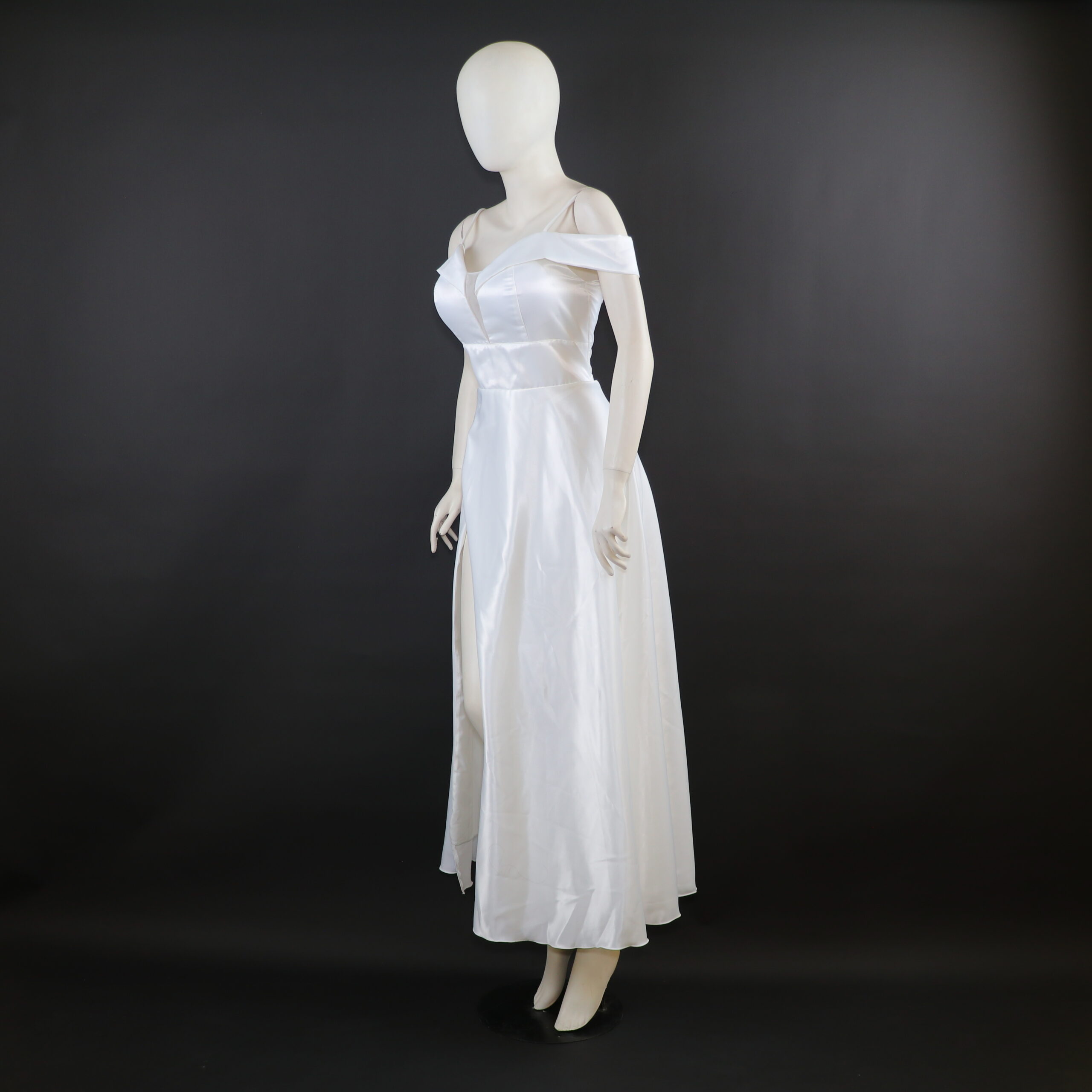 vestido novias caida princesa color ivory -Débora