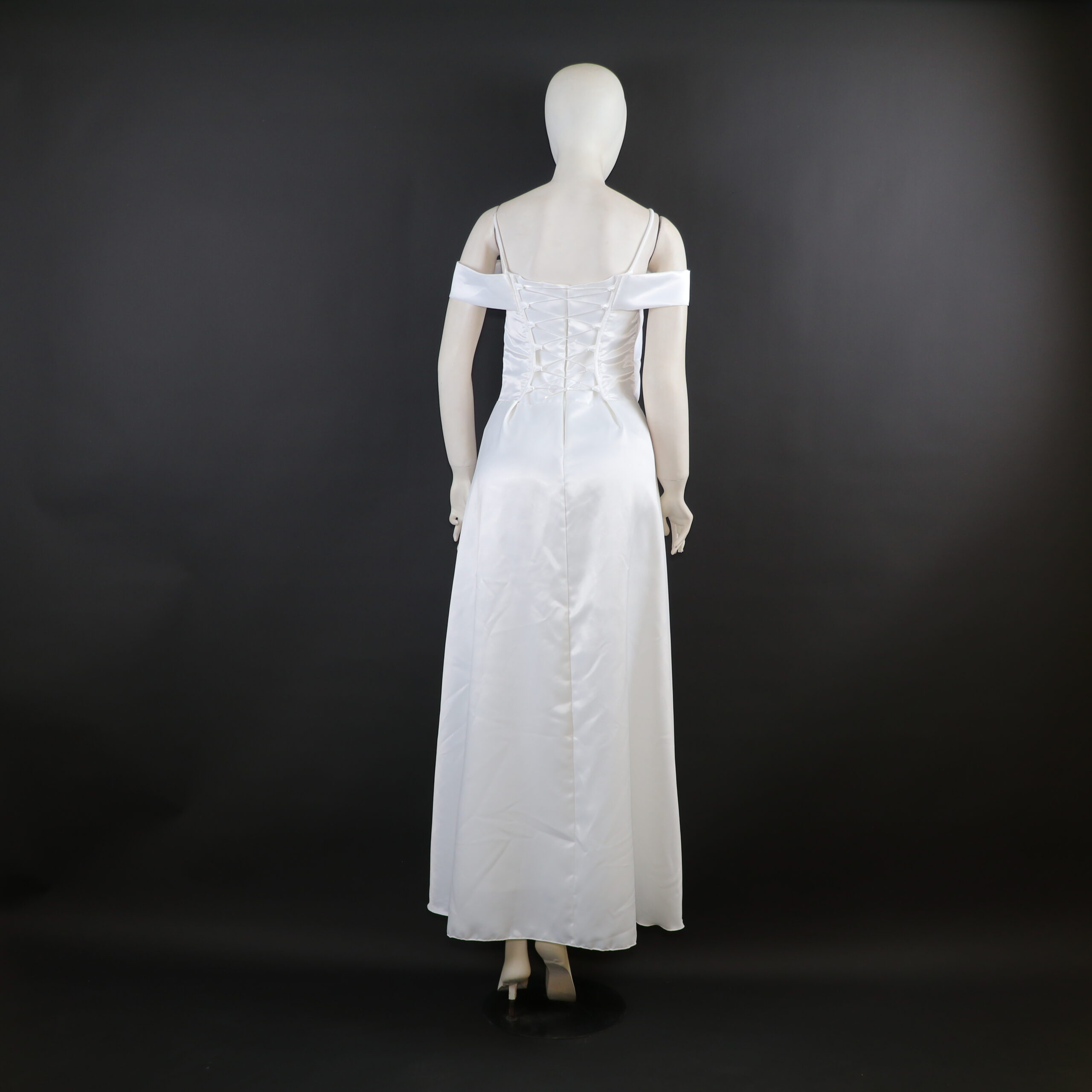 vestido novias con cierre y corset color ivory -Débora