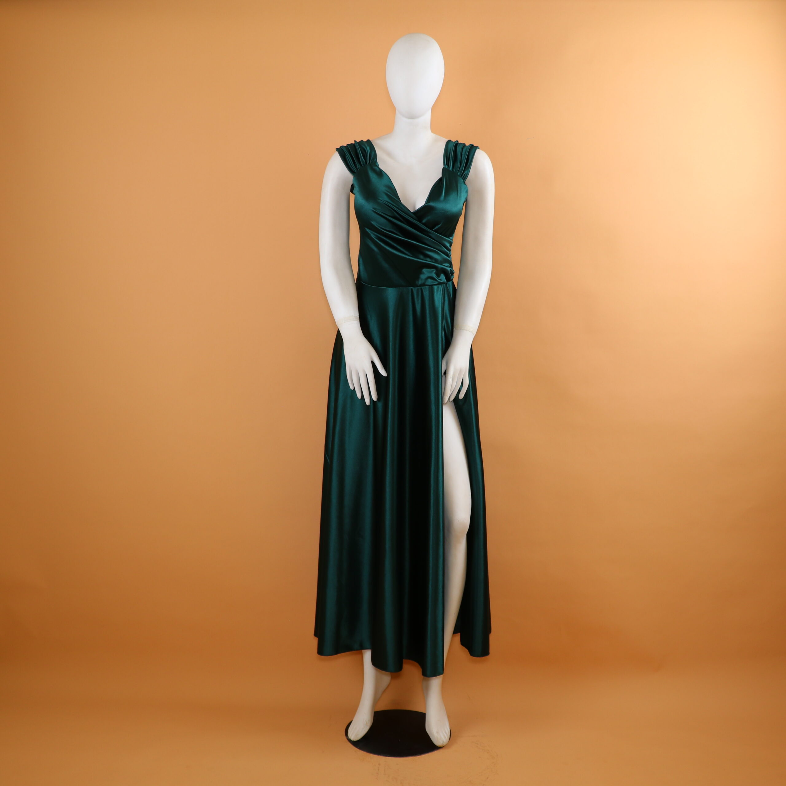 vestido tela saten sara color verde botella - Alana