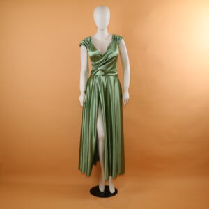 vestido tela saten sara color verde olivo - Alana