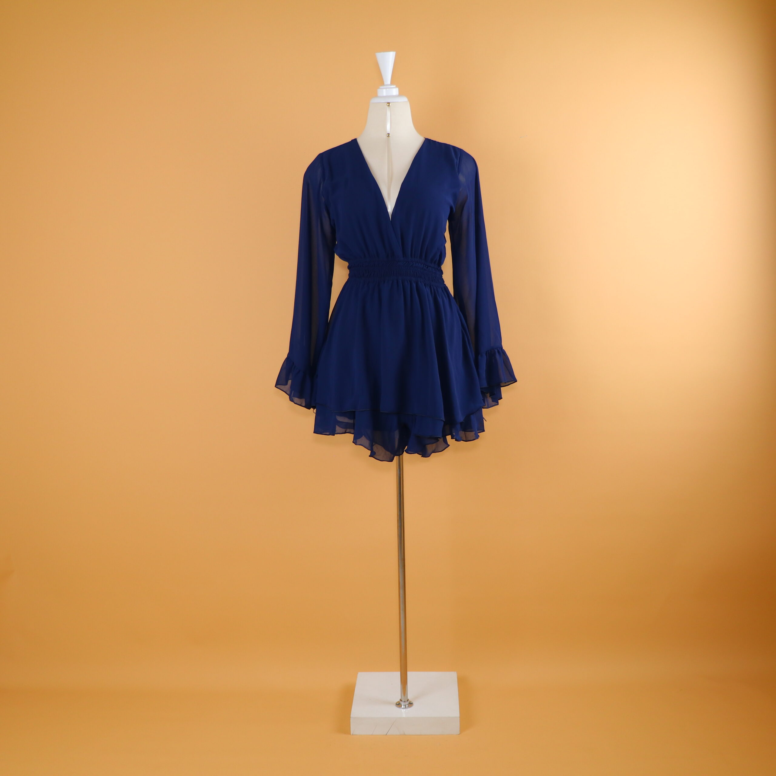 vestido tela gasa tipo short color azul noche - Brisney