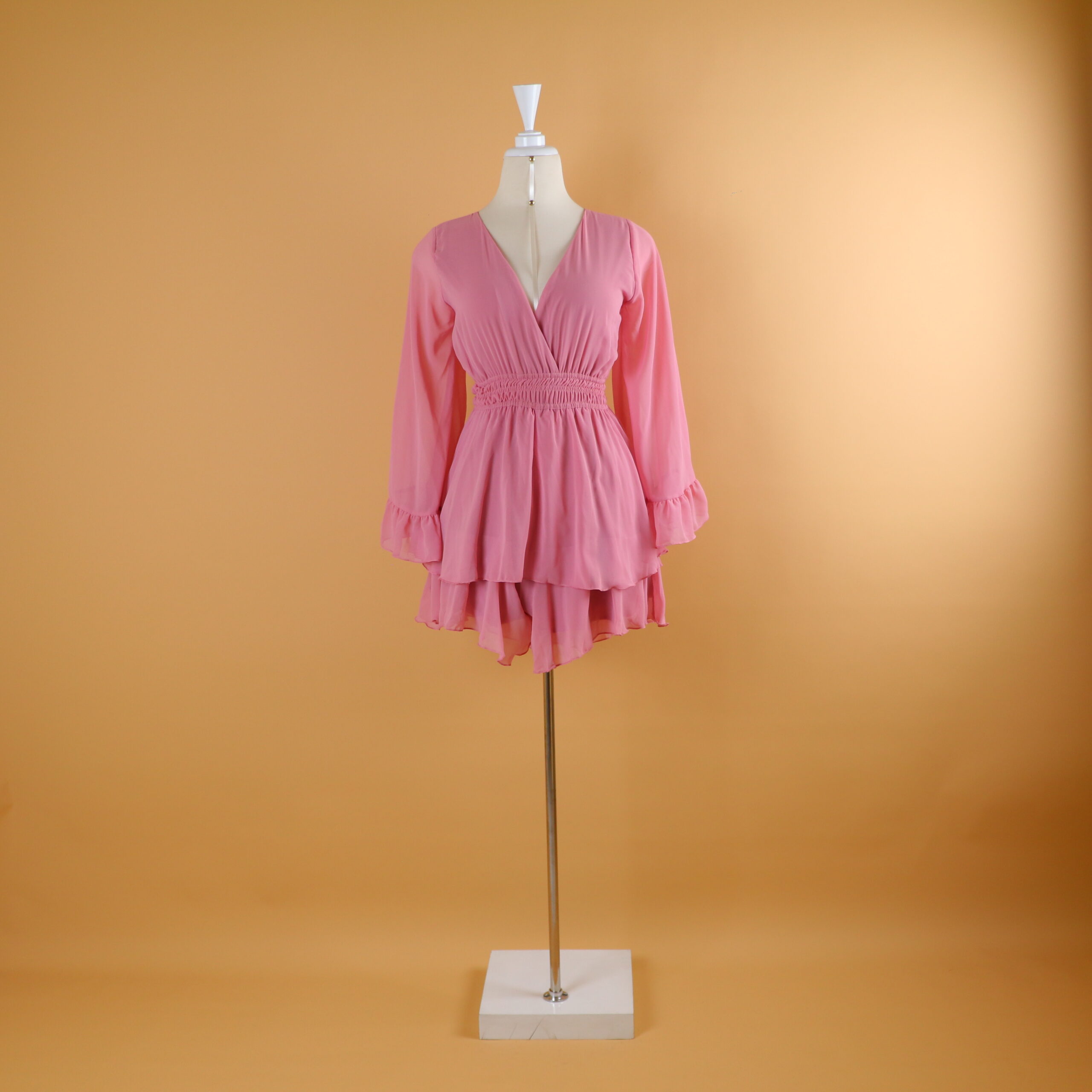 vestido tela gasa tipo short color palo rosa - Brisney