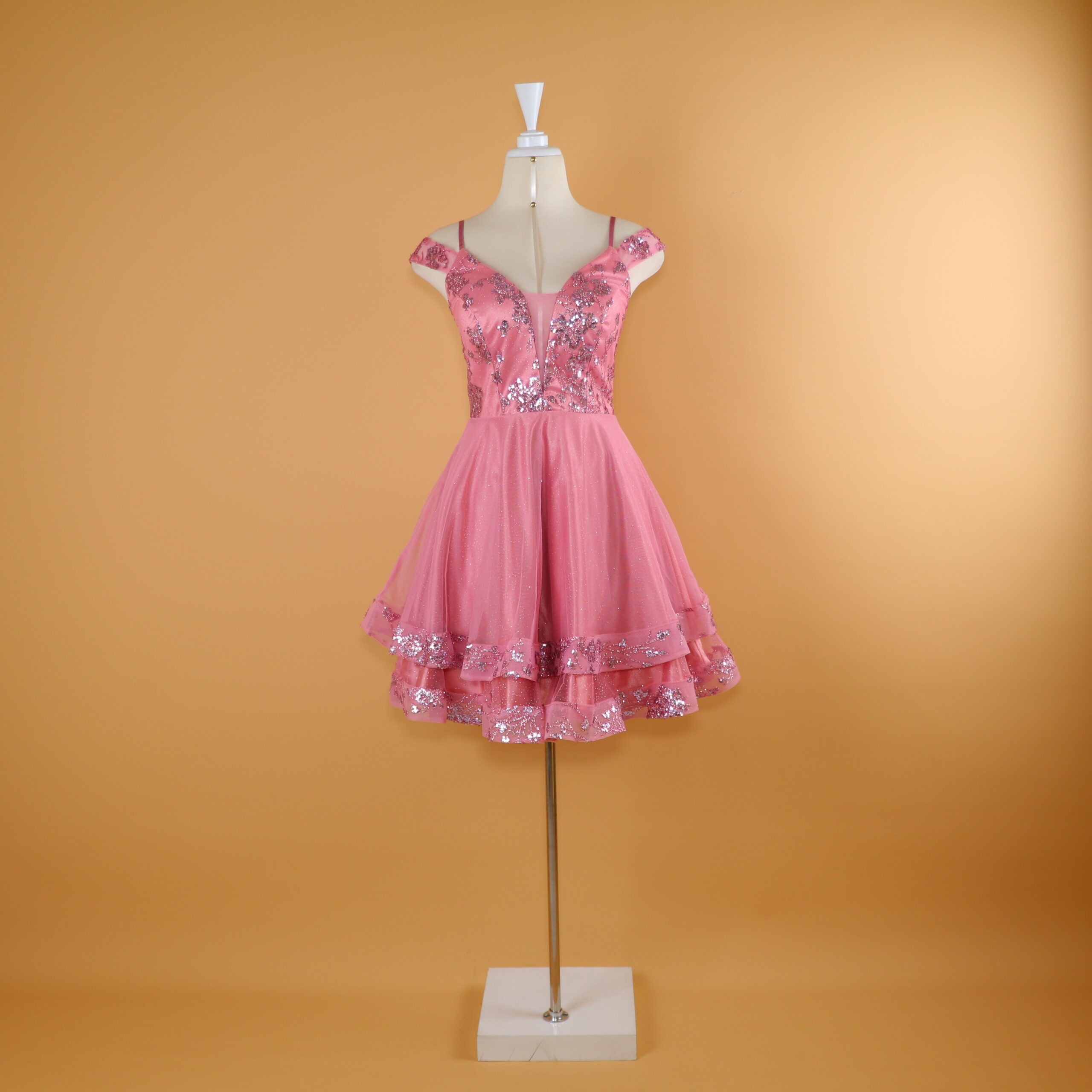 vestido tela tul corte campana color palo rosa - Gaela