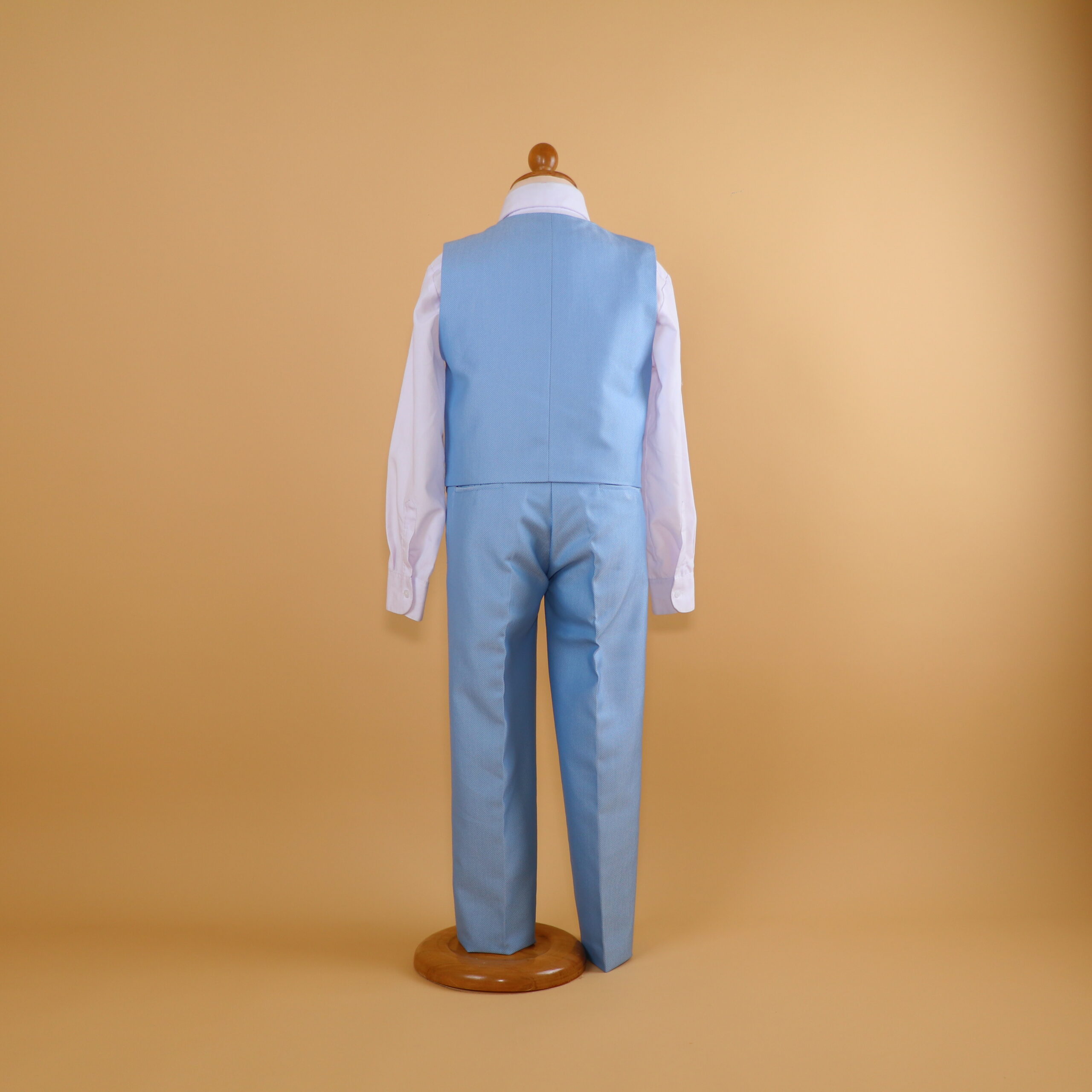 terno niños corte americano color celeste - Piero