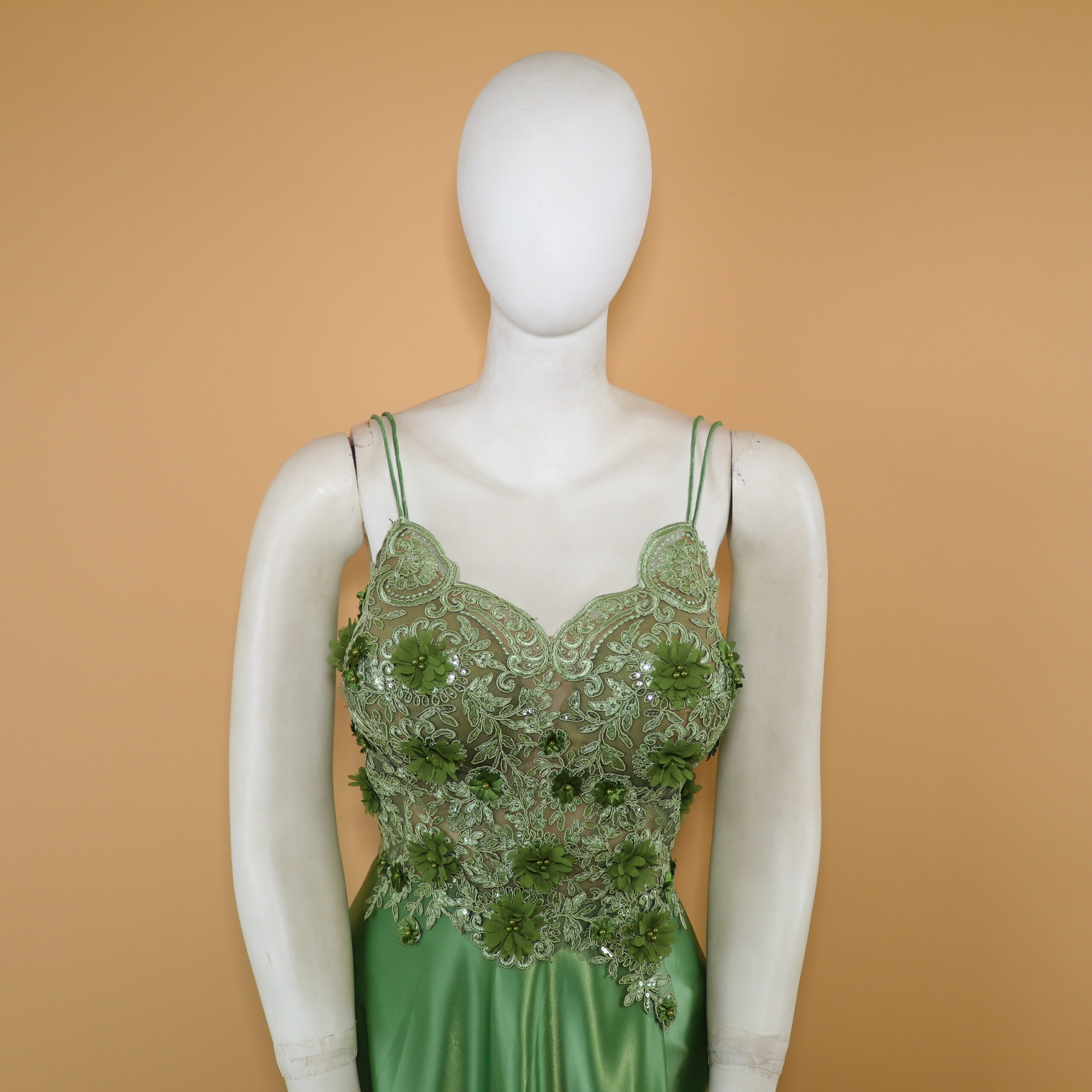 vestido tela versace escote corazon color verde olivo - Stefanny vestido tela versace escote corazon color verde olivo - Stefanny